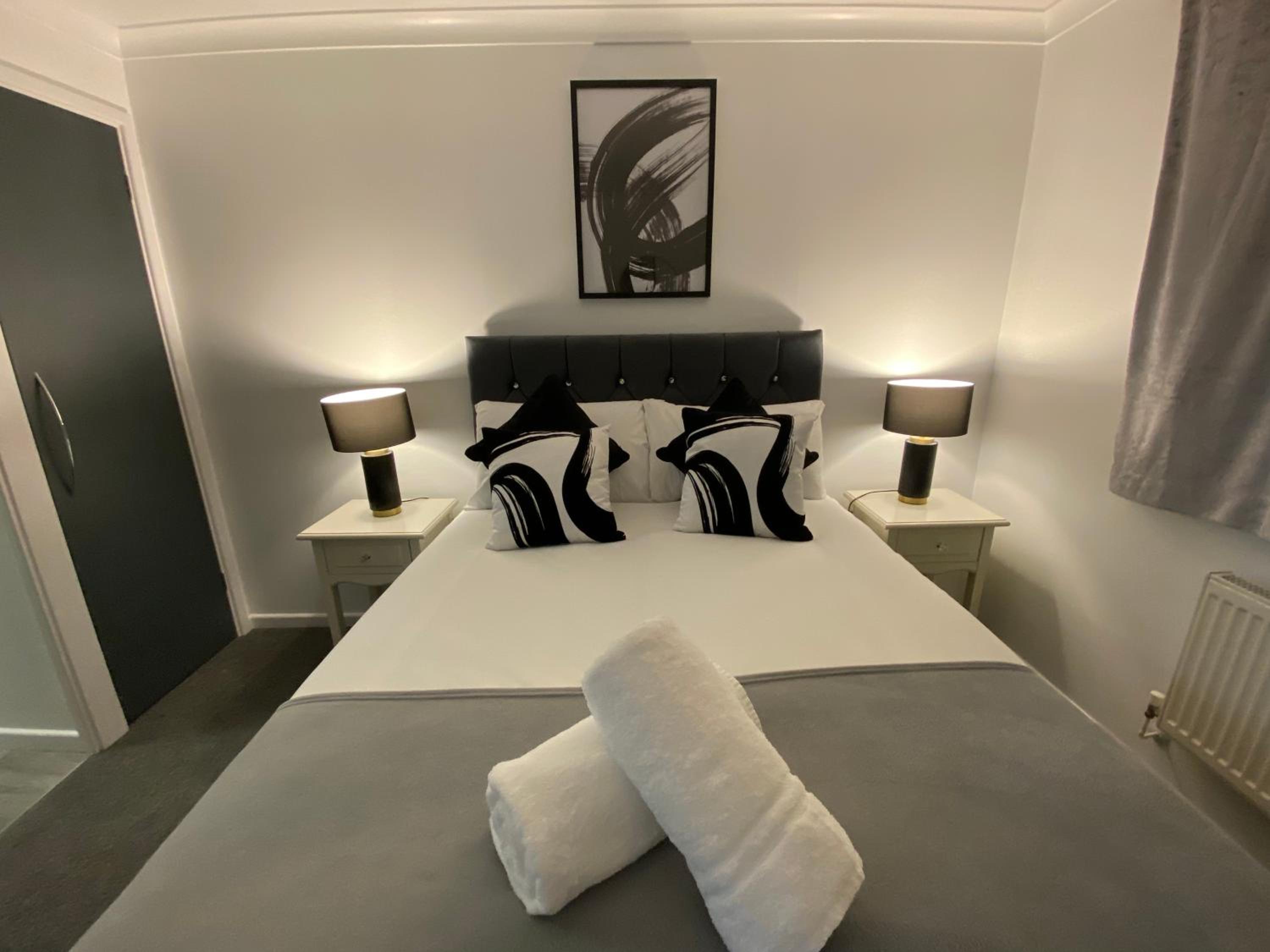 Three-Bedroom House photo 1