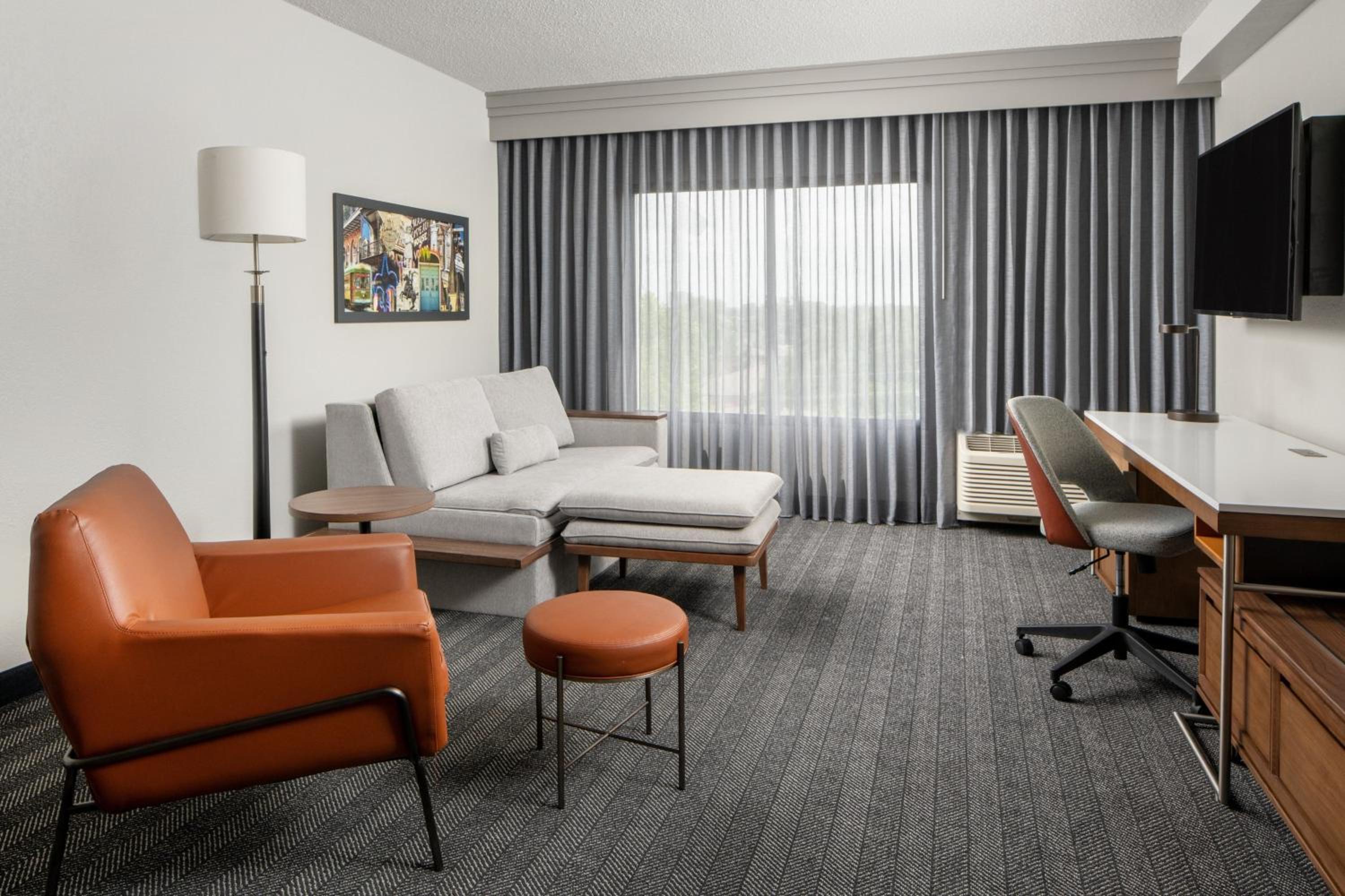 One Bedroom Junior Suite  - Photo 7