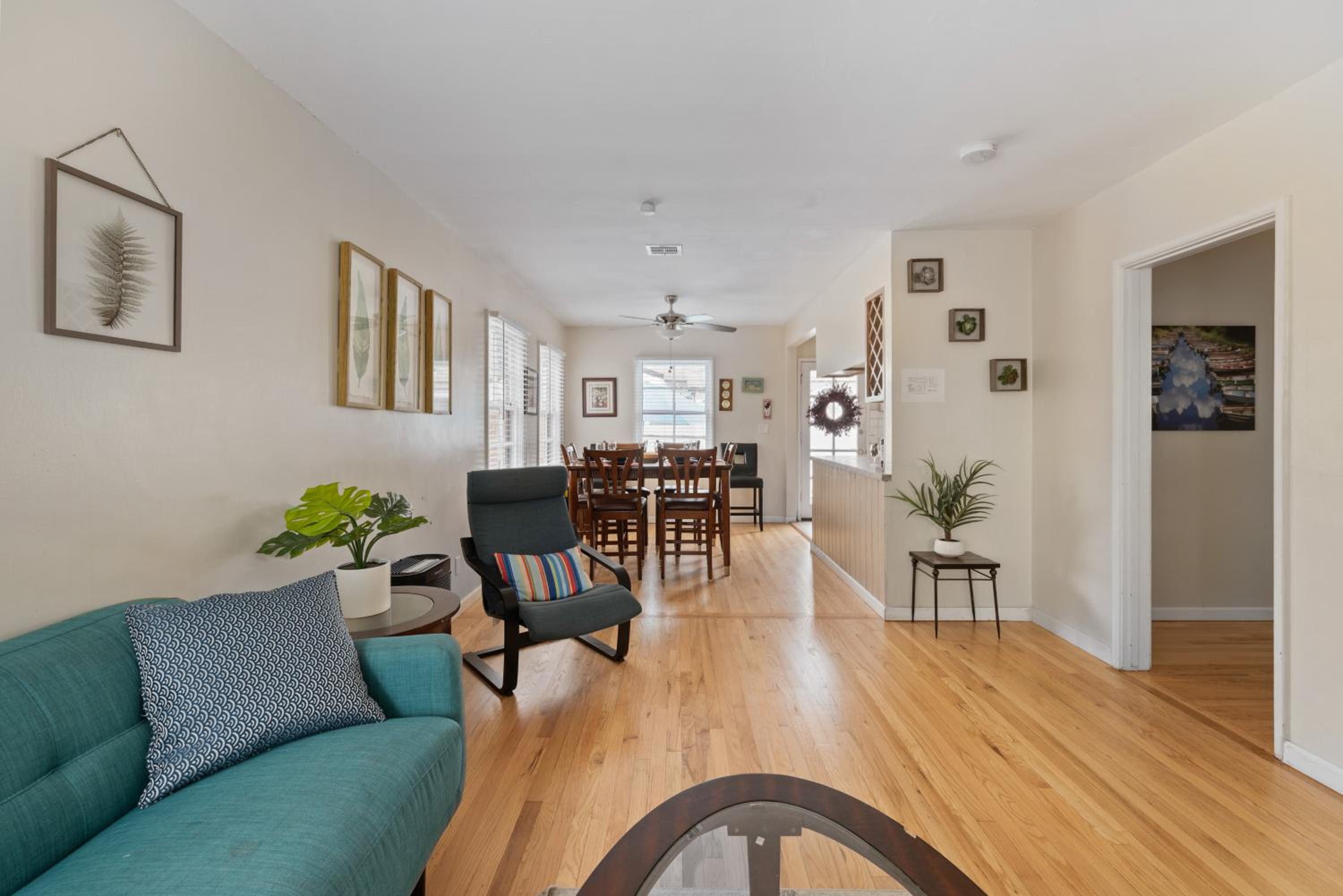 Four-Bedroom House photo 1