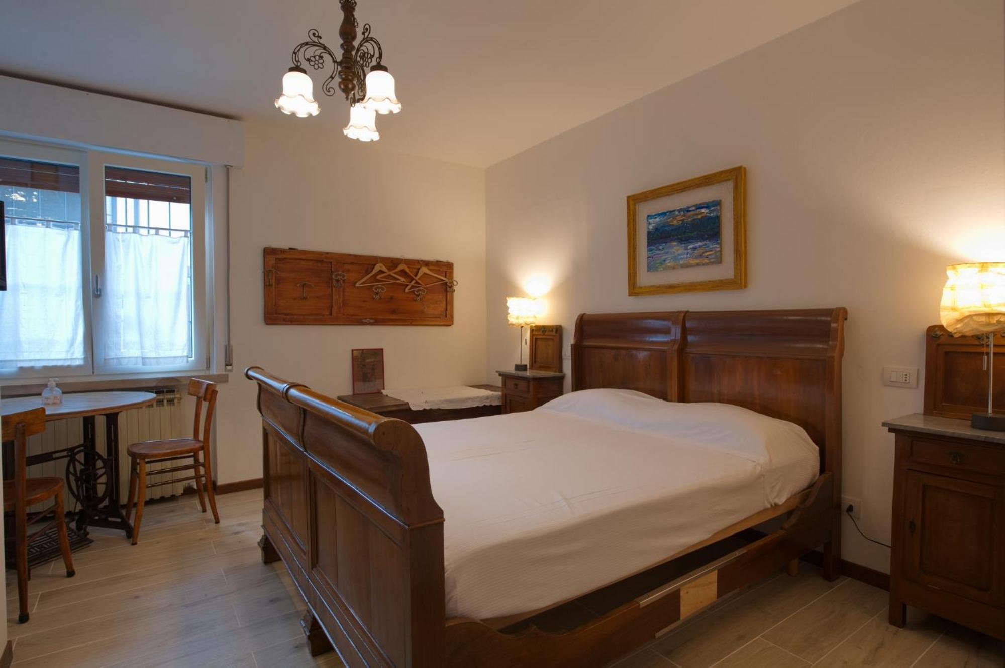 Deluxe Room (2 Adults + 1 Child) photo 1