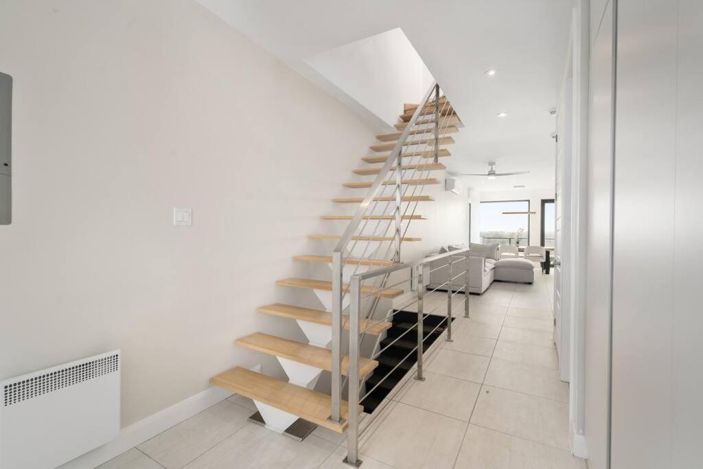 Two-Bedroom Apartment with Lake View photo 1