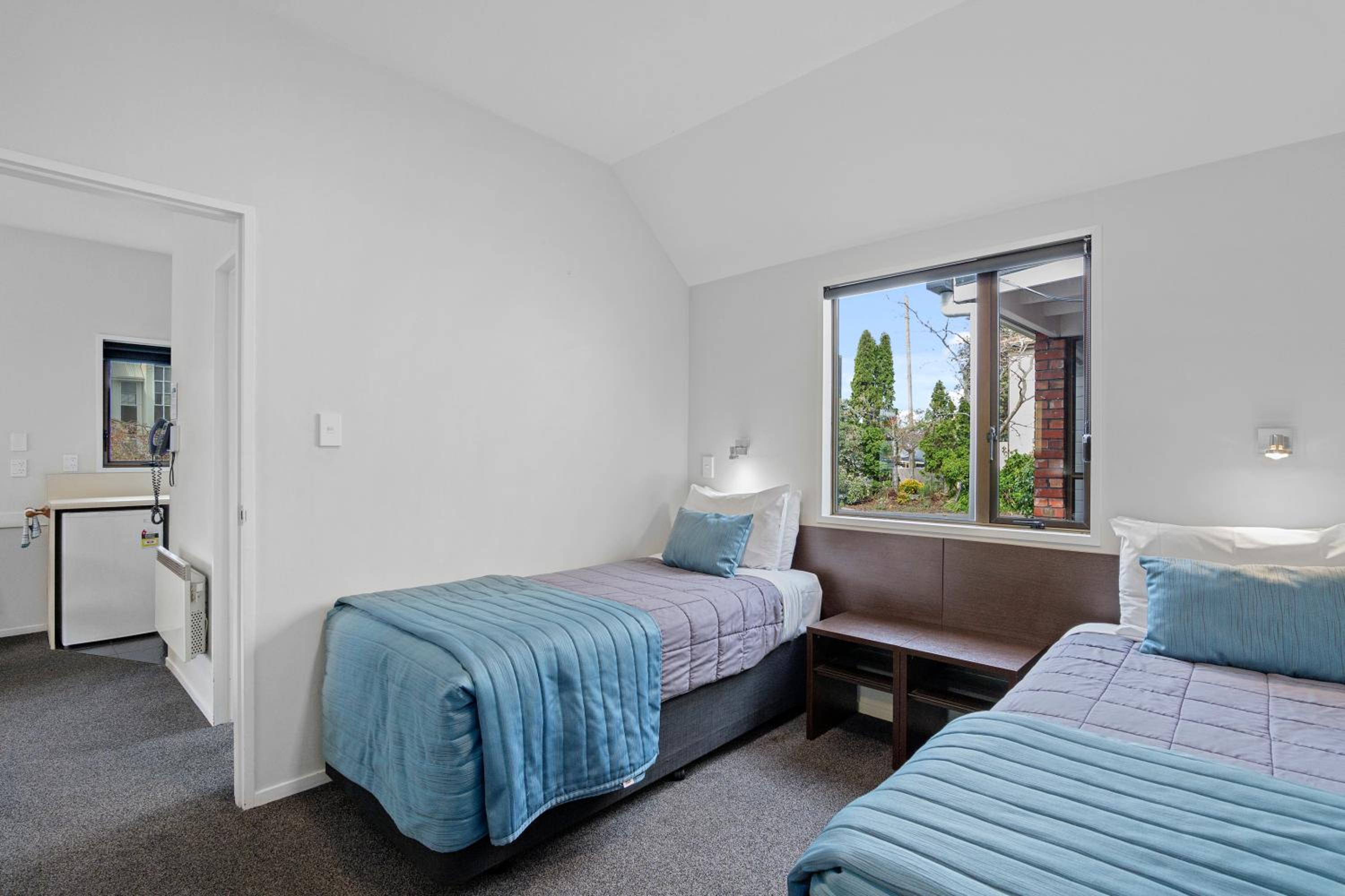 Two-Bedroom Apartment - Photo 3