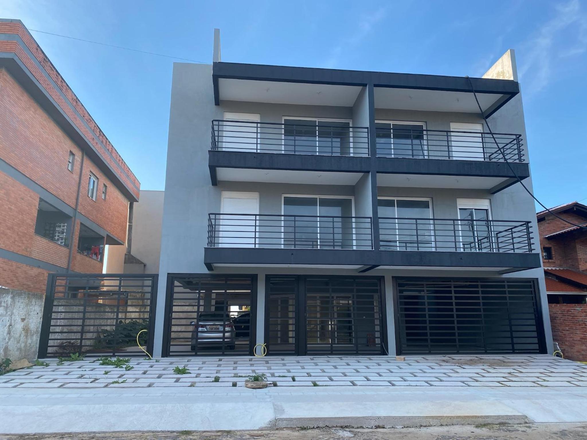 Two-Bedroom Deluxe Apartment with Balcony photo 2