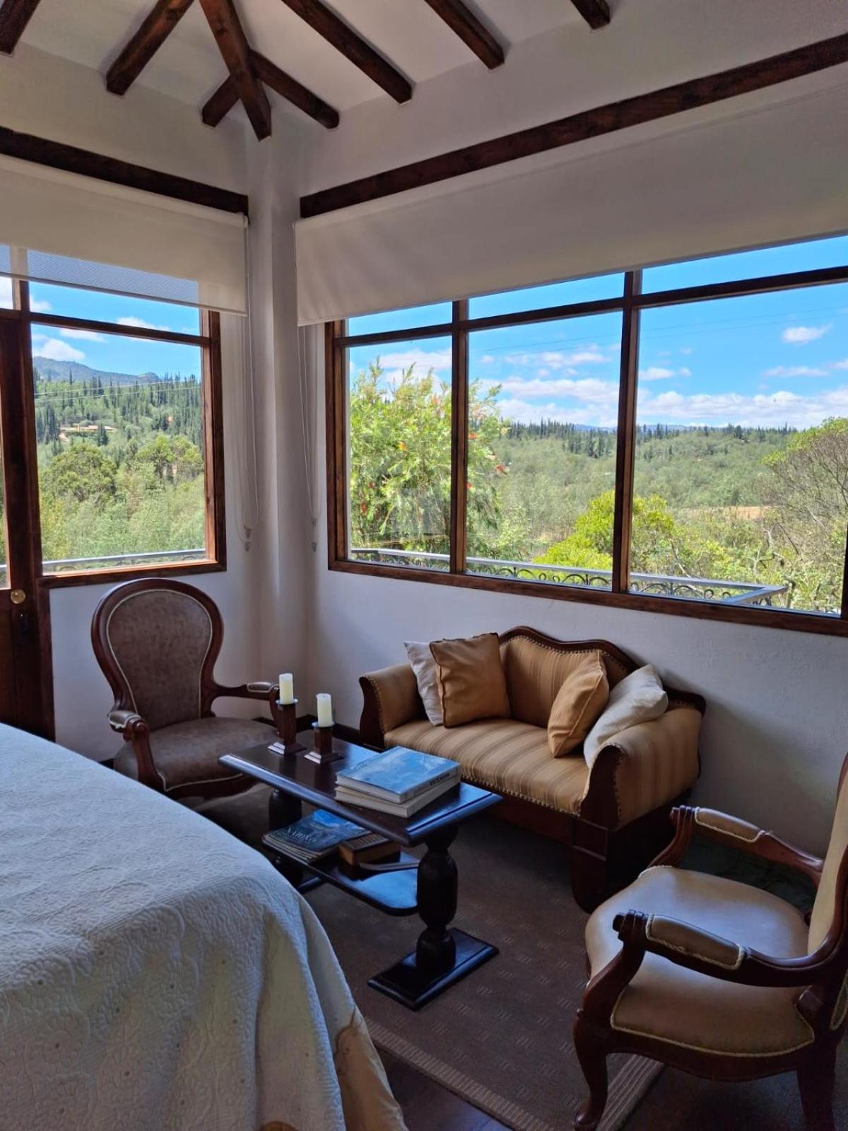 Deluxe Double Room with Balcony photo 3