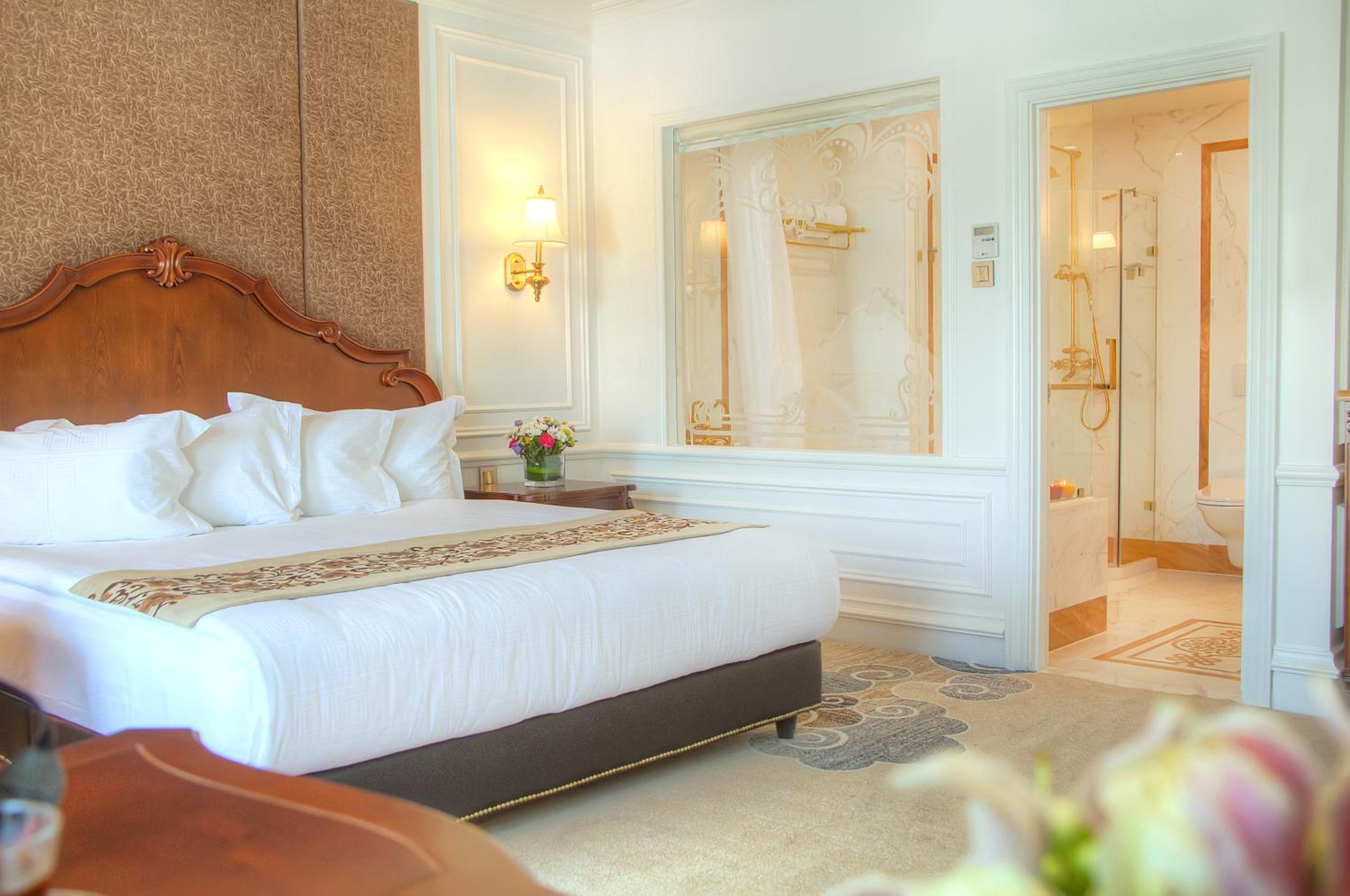 Bishrelt Suite photo 1