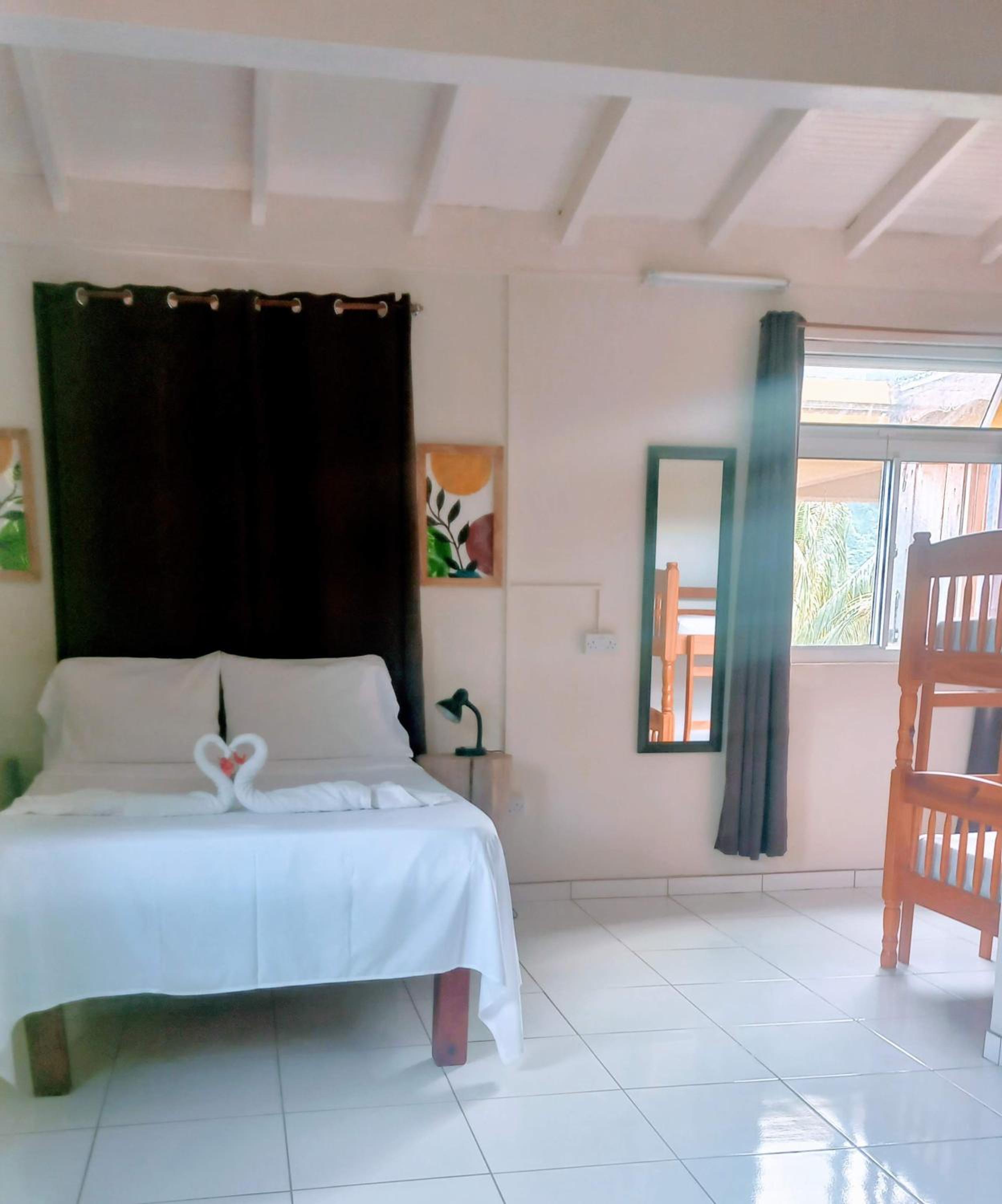Double Room with Extra Bed photo 2