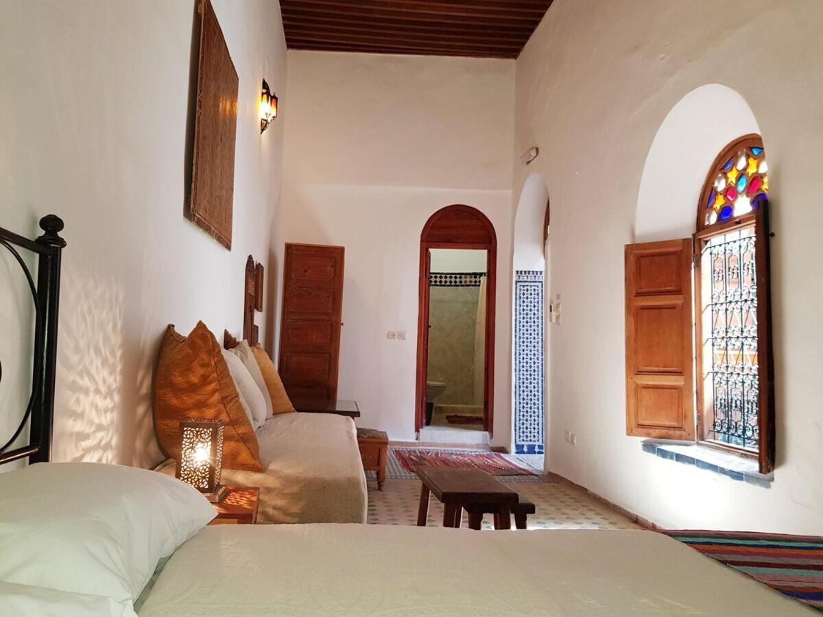 Standard Double Room - Photo 3