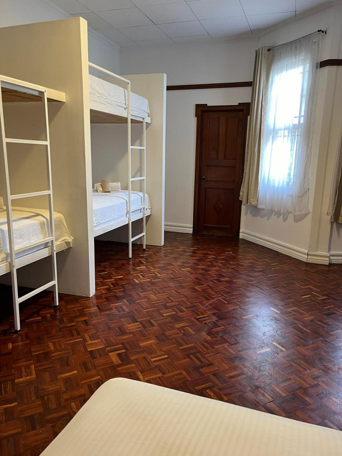 Single Bed In 6-Bed Dormitory Room photo 3