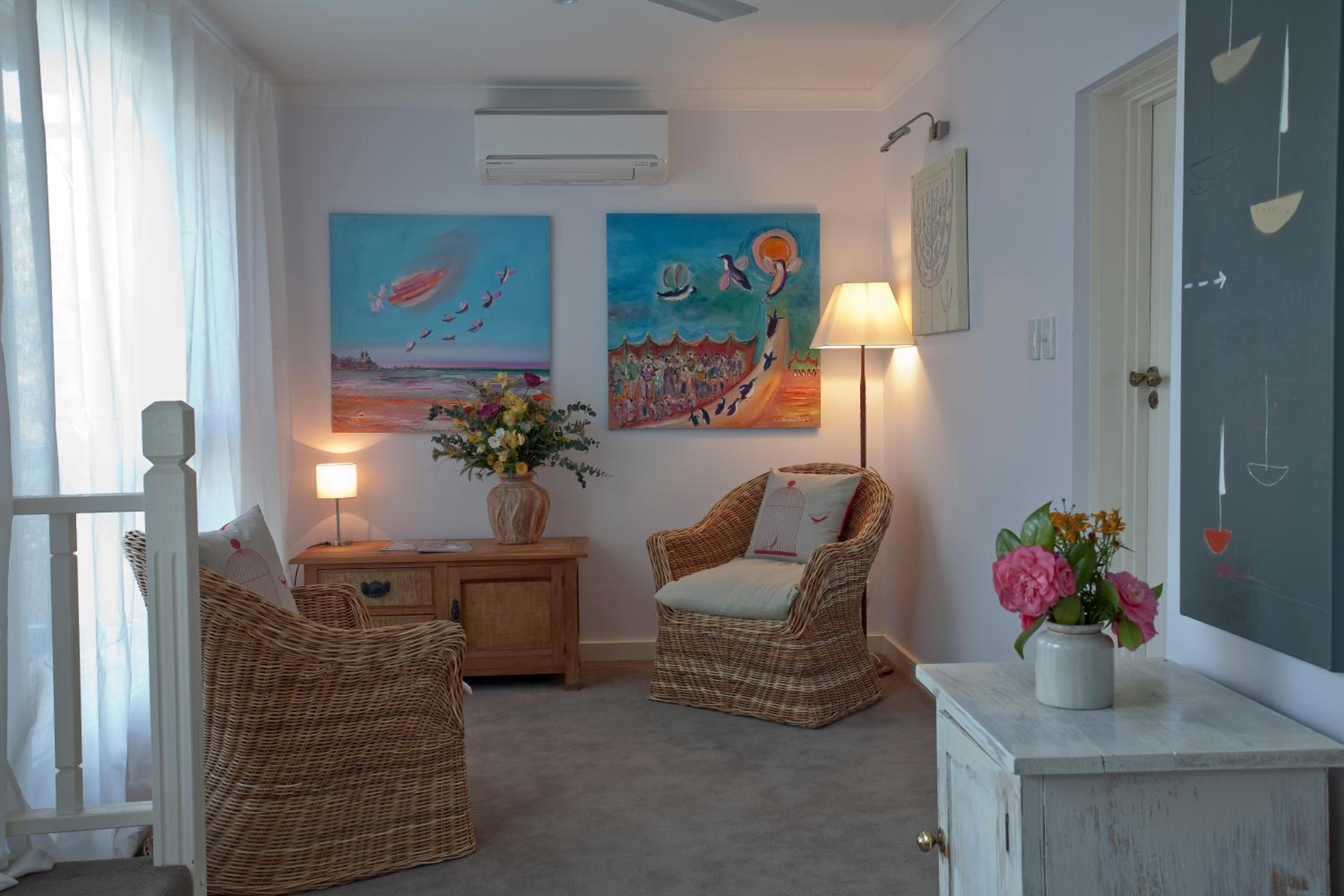 Deluxe Double Room With Balcony - Broadwater photo 2