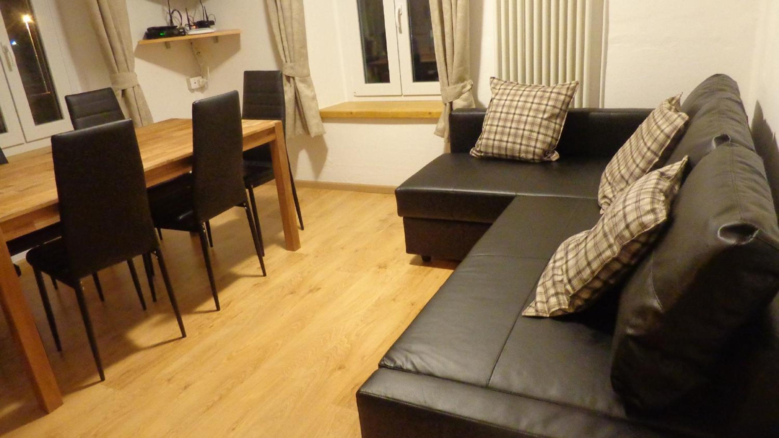 Two-Bedroom Apartment with Private External Bathroom