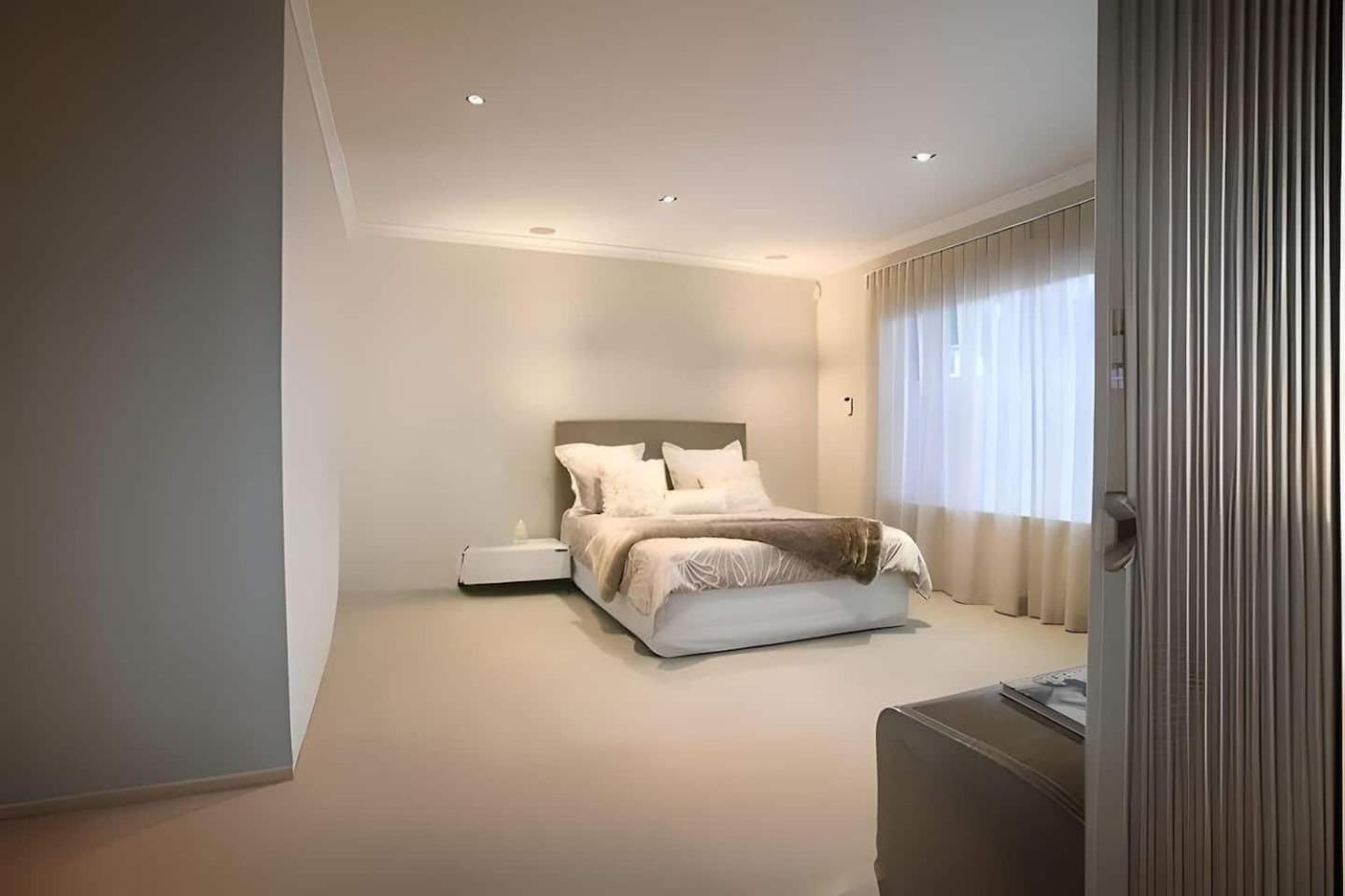 Apartment photo 1