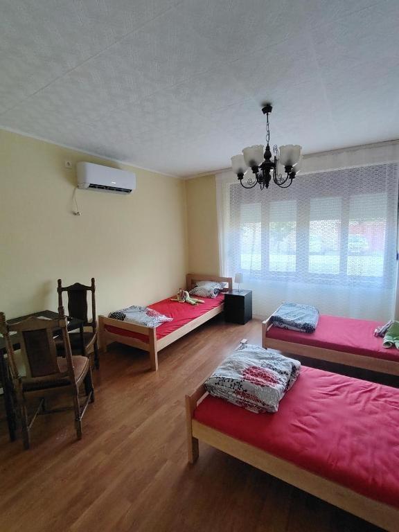 Standard Triple Room photo 2