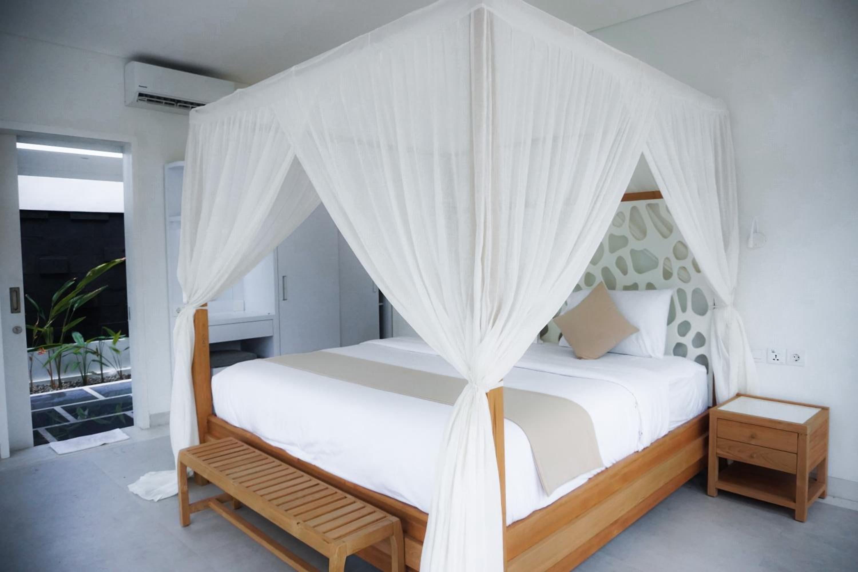 Bailey Three-Bedroom Villa