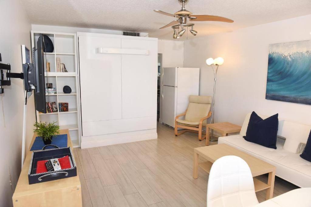 Studio with Balcony 20