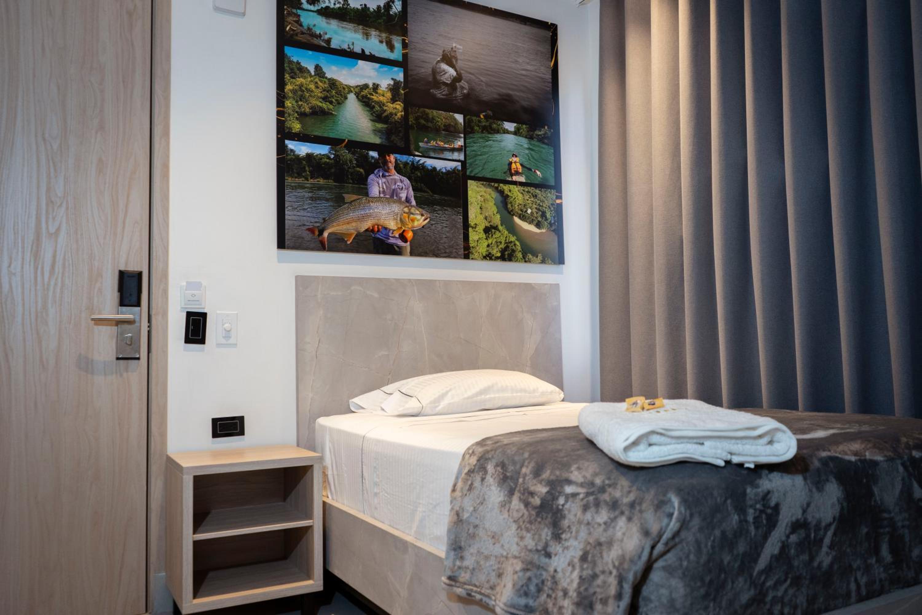 Single Room with Private Bathroom photo 1