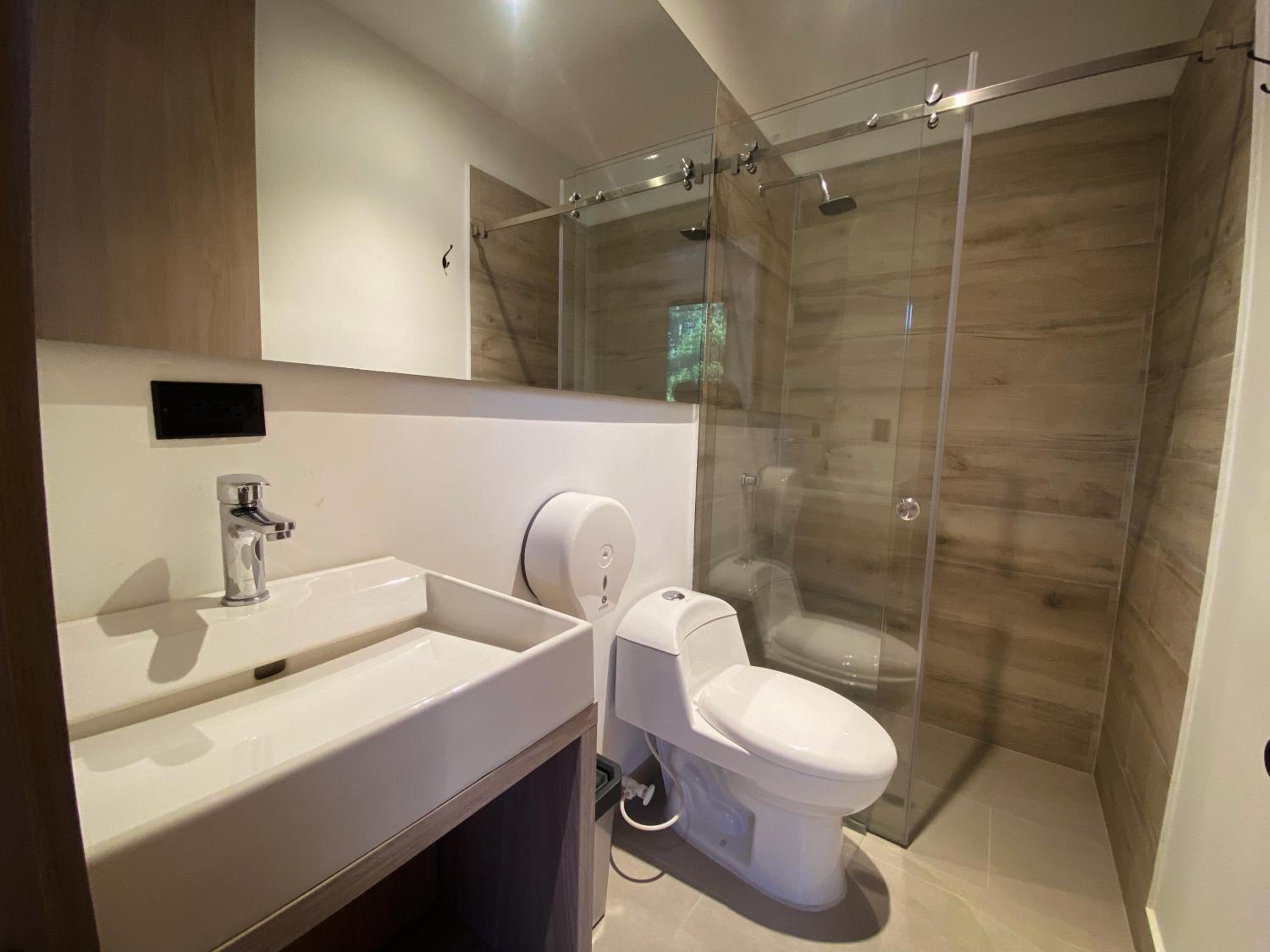 Double Room with Private Bathroom photo 2