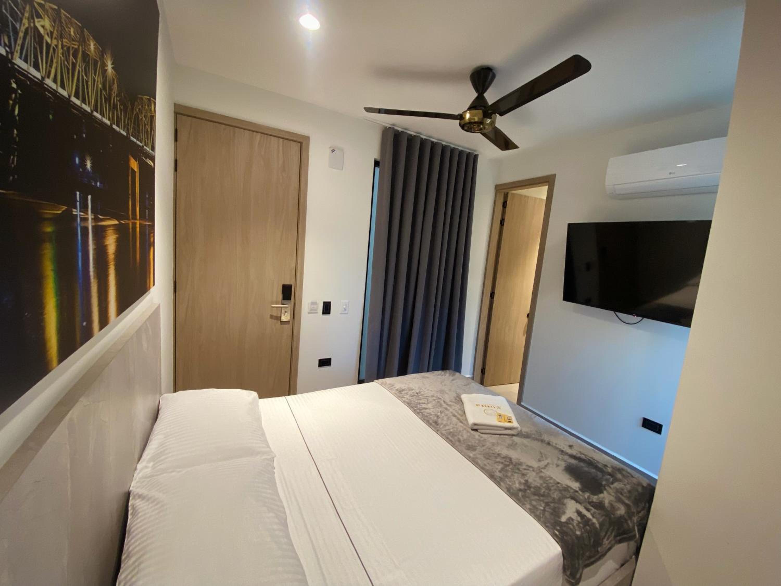 Double Room with Private Bathroom photo 3