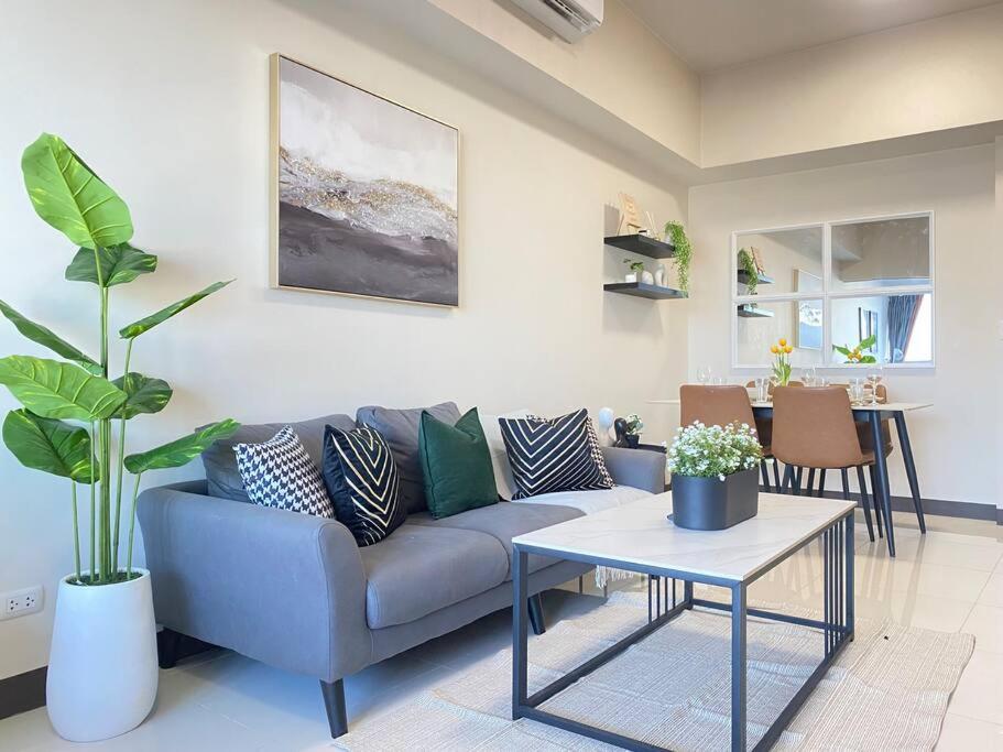 Two-Bedroom Apartment With City View