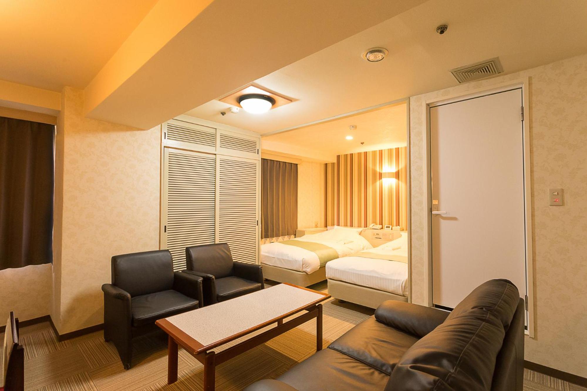 Deluxe Twin Room - Smoking - Photo 1