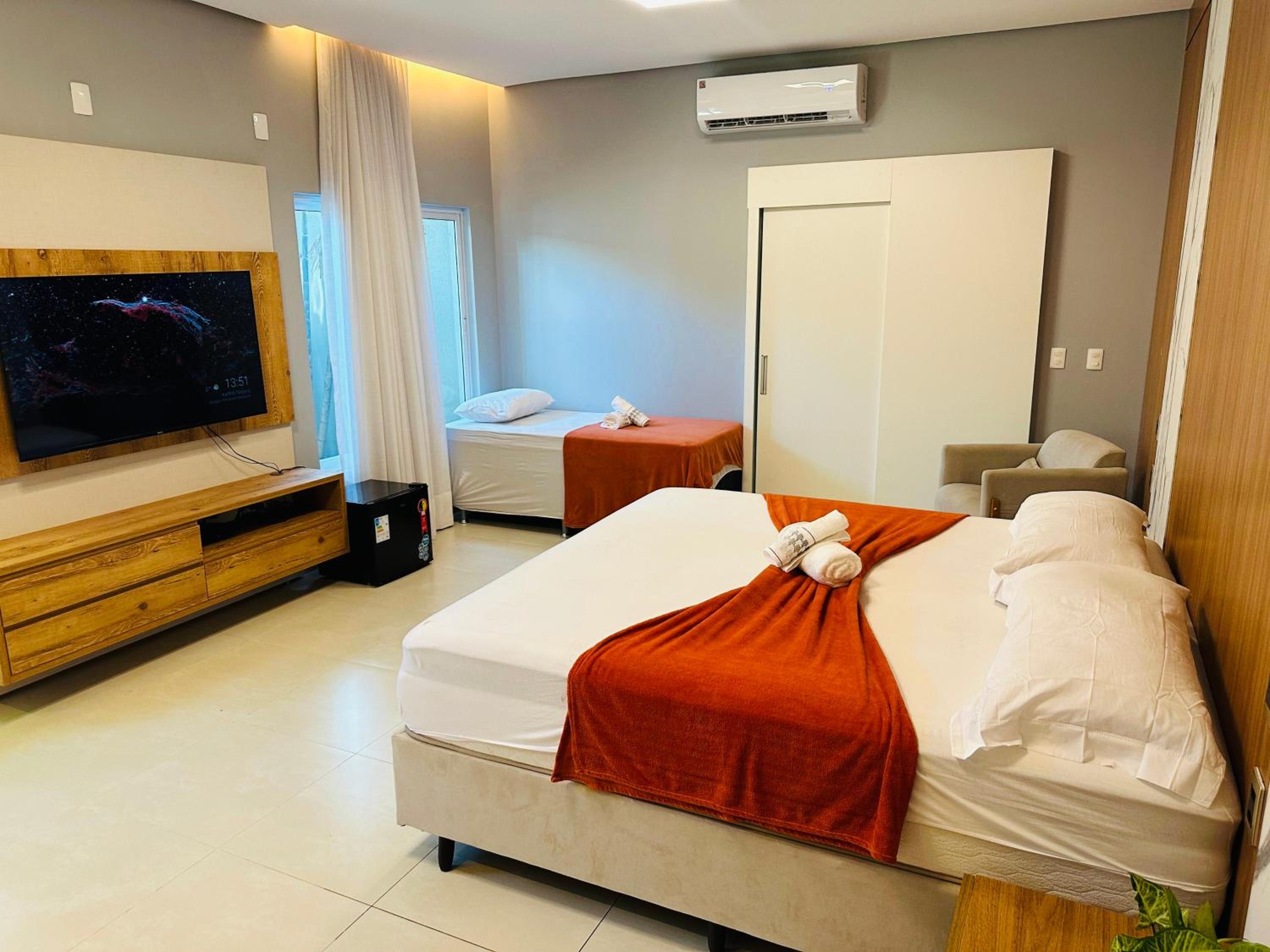 Double Room with Spa Bath photo 1