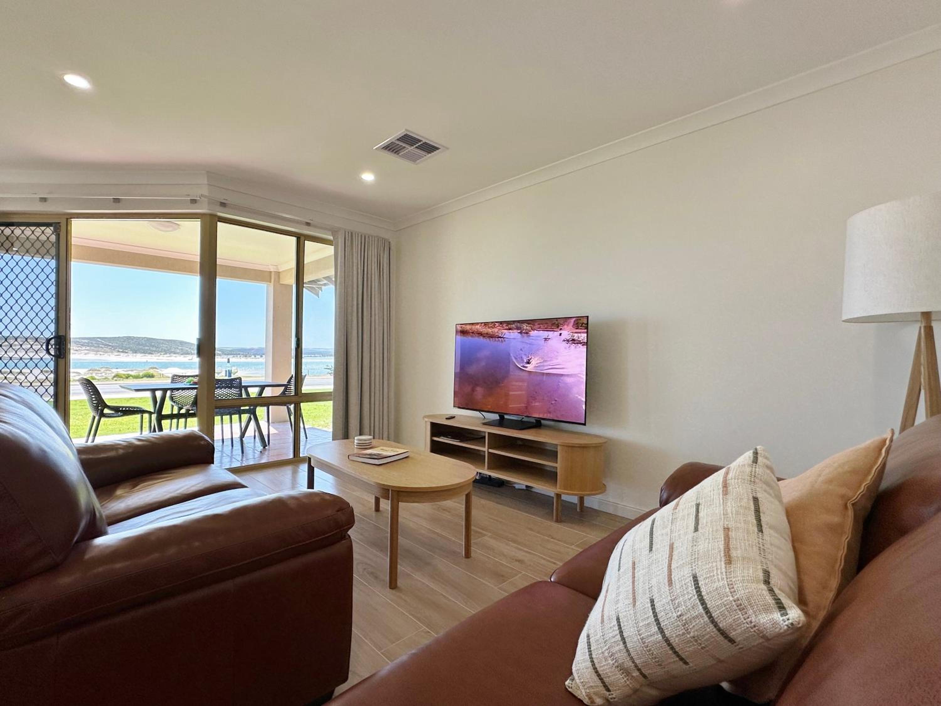 Two-Bedroom Villa photo 1