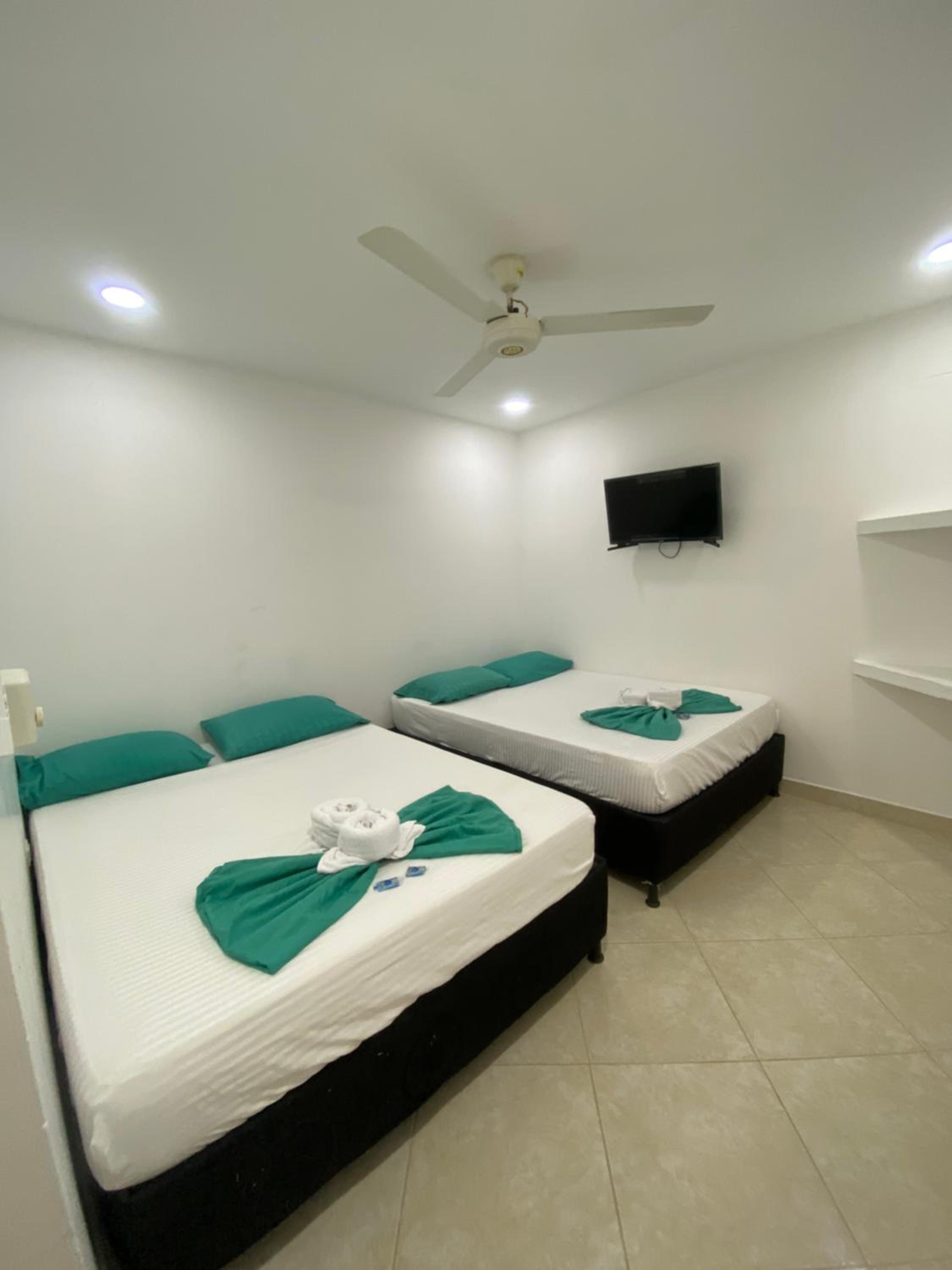 Standard Quadruple Room photo 2