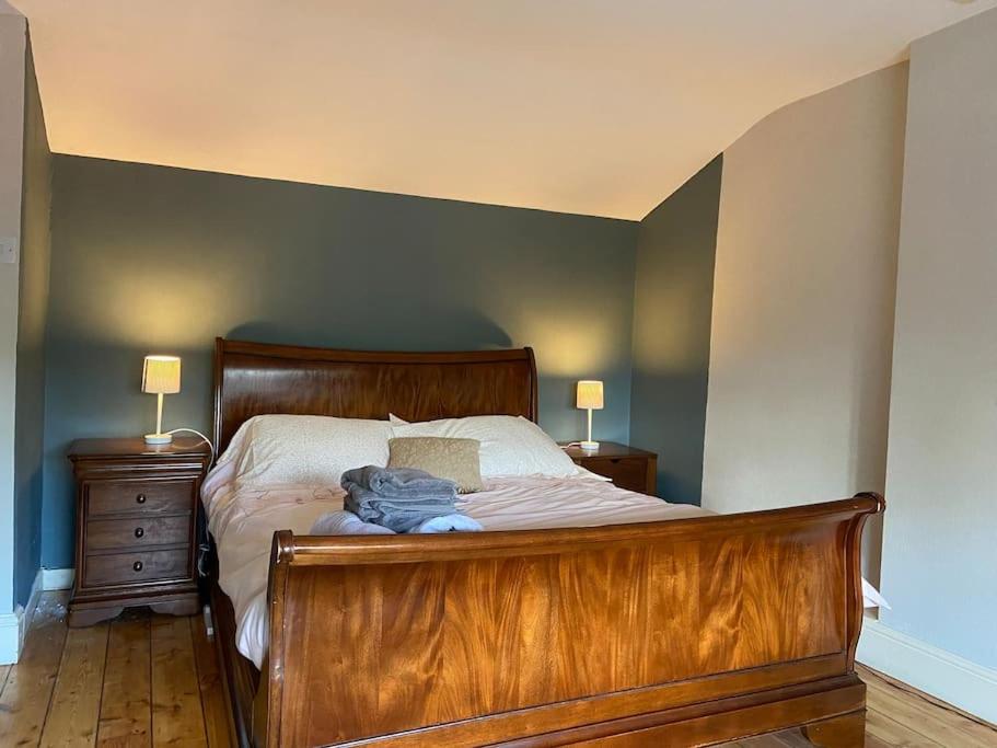Three-Bedroom House photo 1