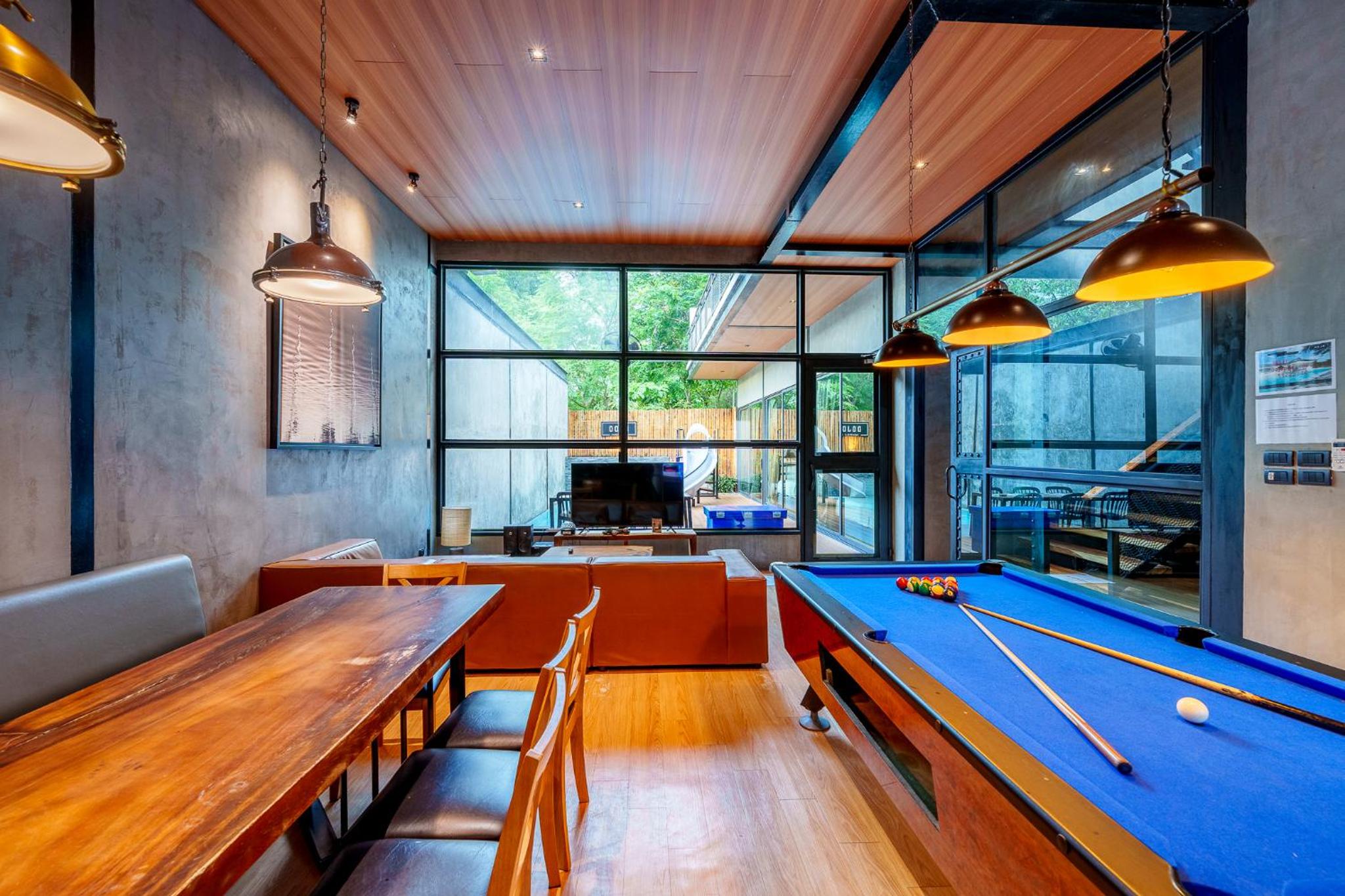 Family 7 Bedroom with Private Pool - Photo 24