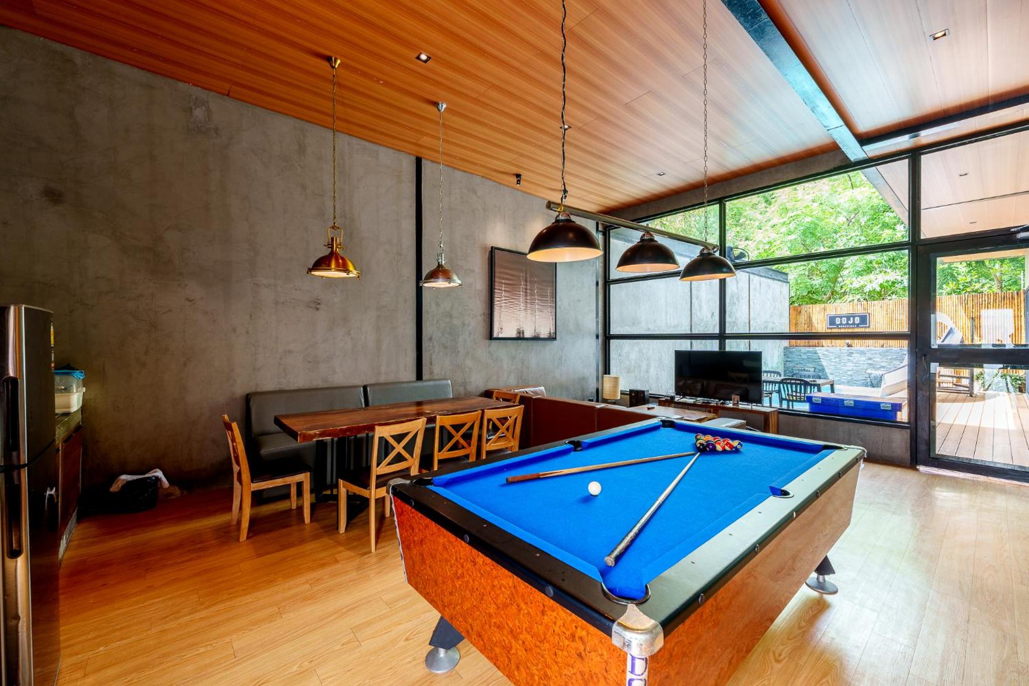 Family 7 Bedroom with Private Pool - Photo 17