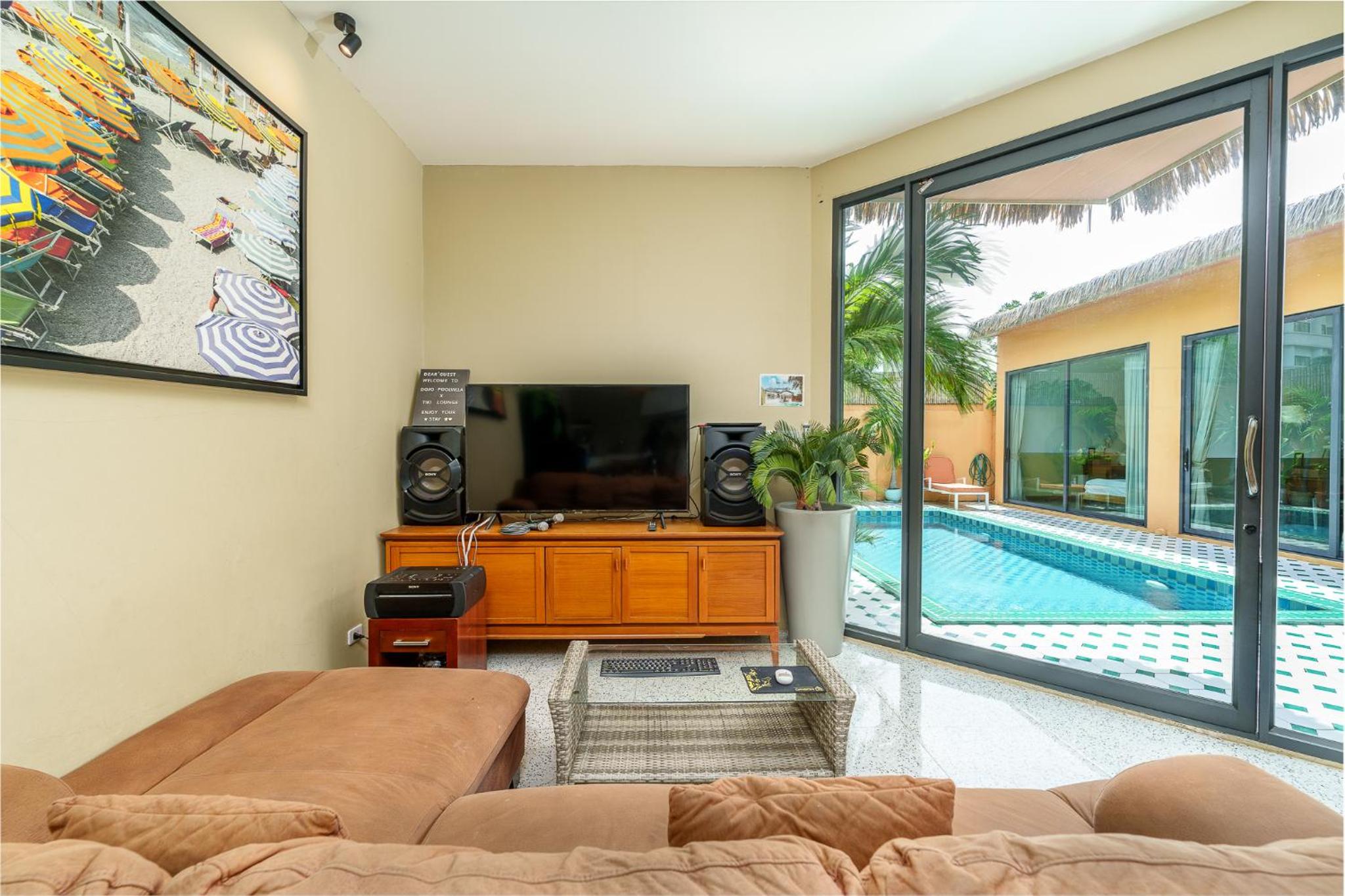 Four-Bedroom Villa with Private Pool - Photo 29