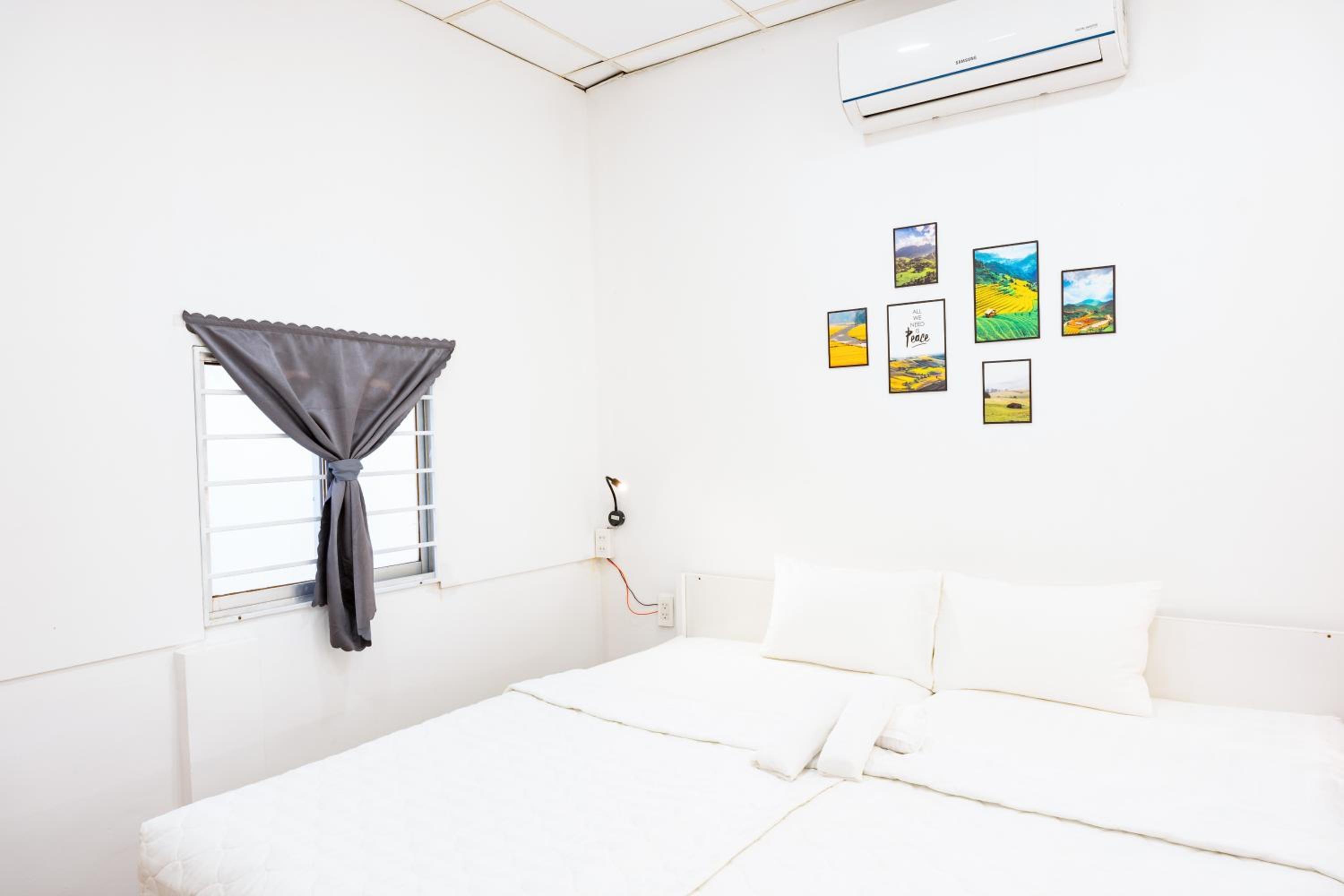 Bed in 10-Bed Mixed Dormitory Room
