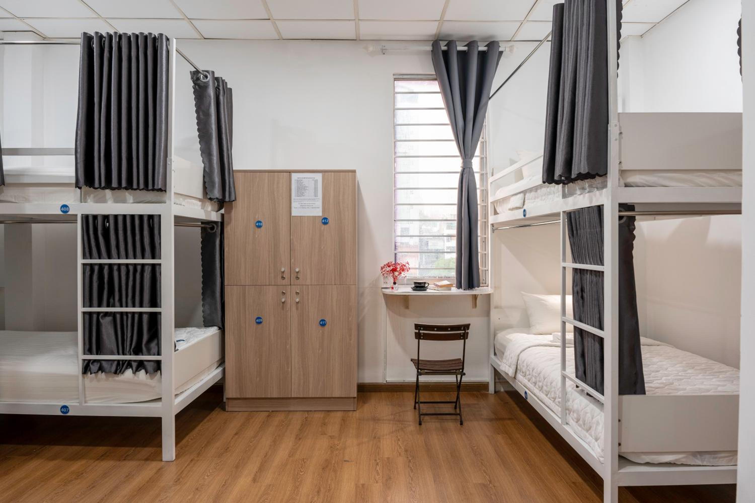 Bed in 10-Bed Mixed Dormitory Room