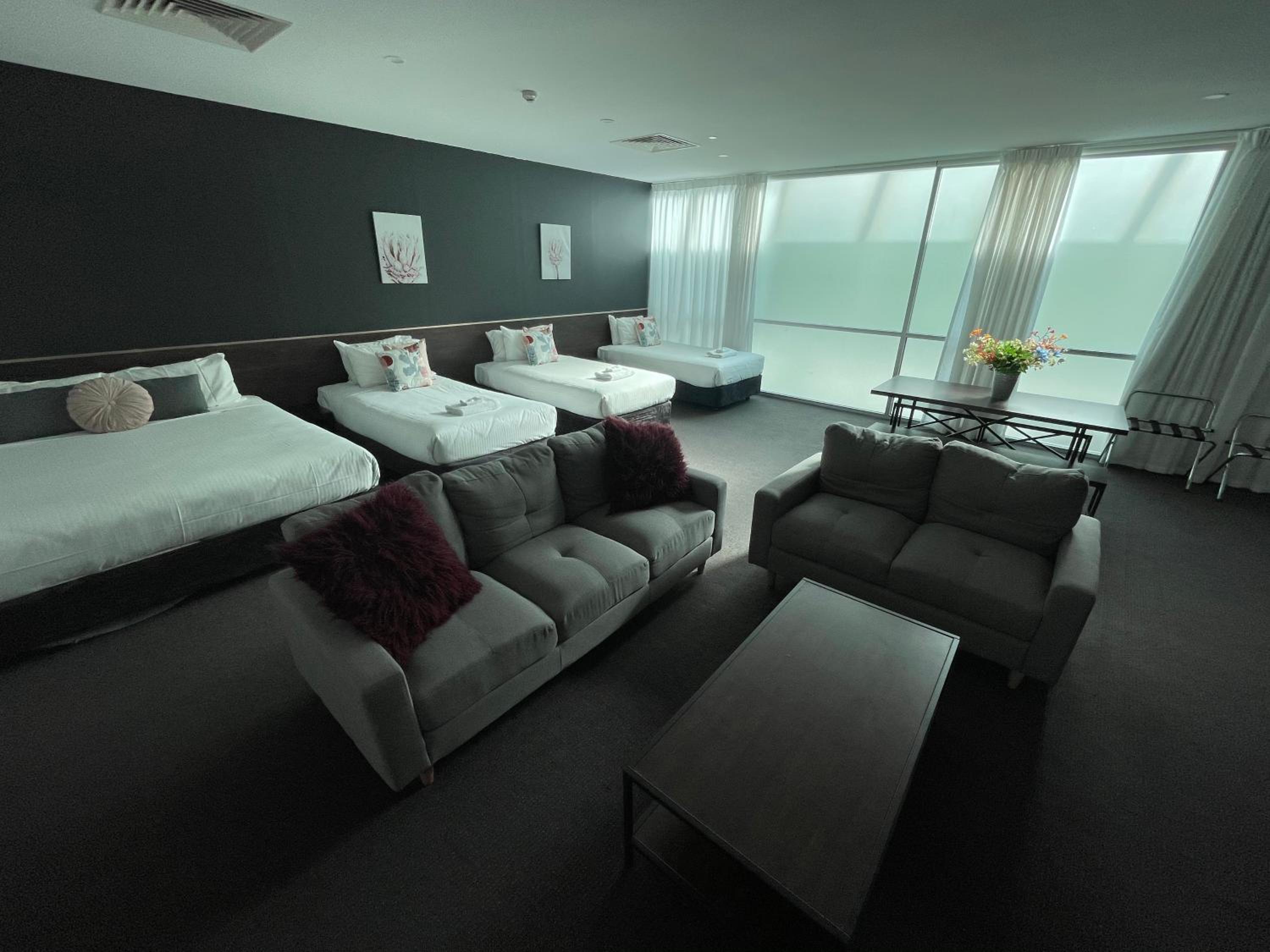 Executive Suite photo 2