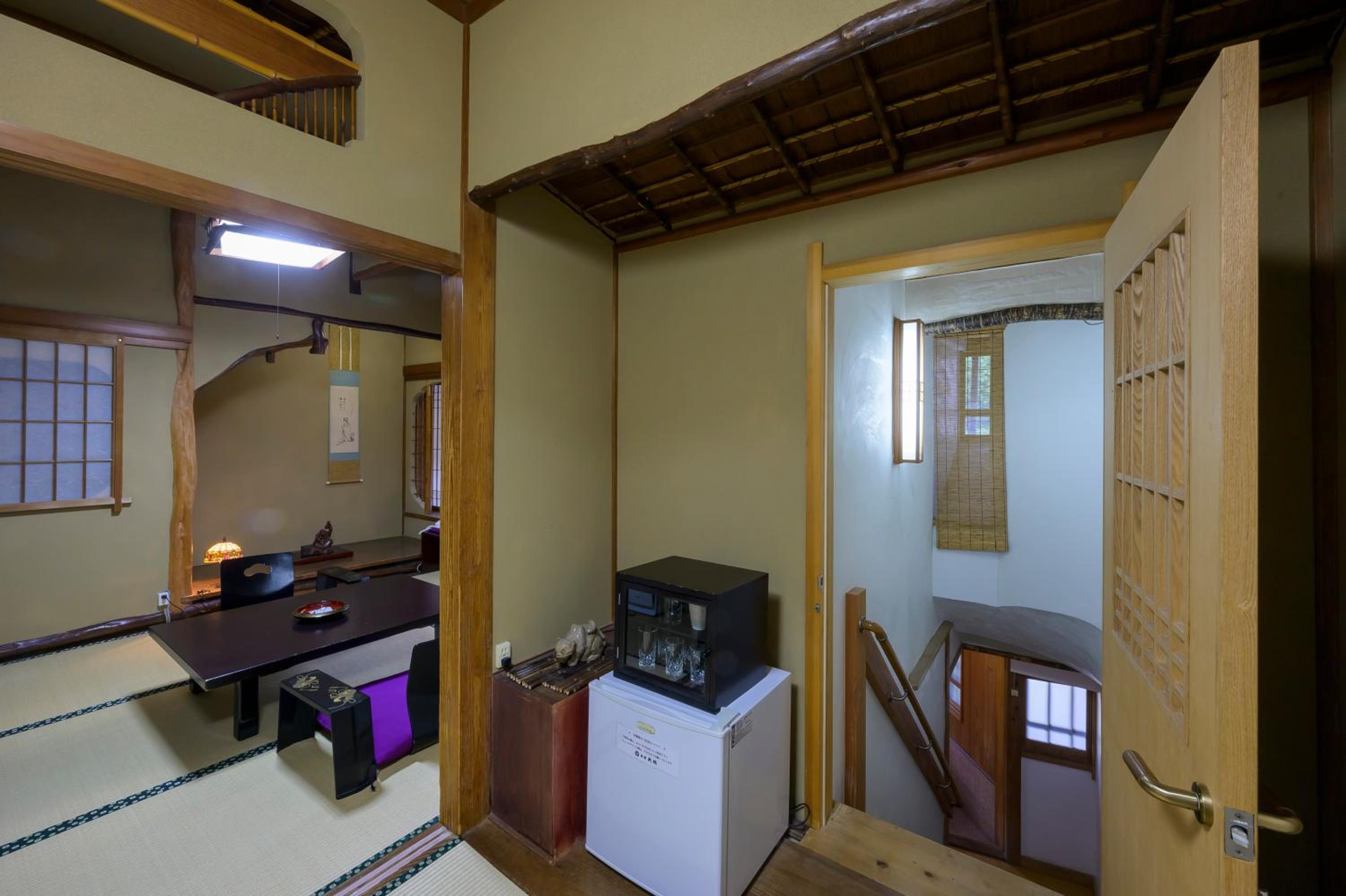 Japanese-Style Room With Open-Air Bath photo 2