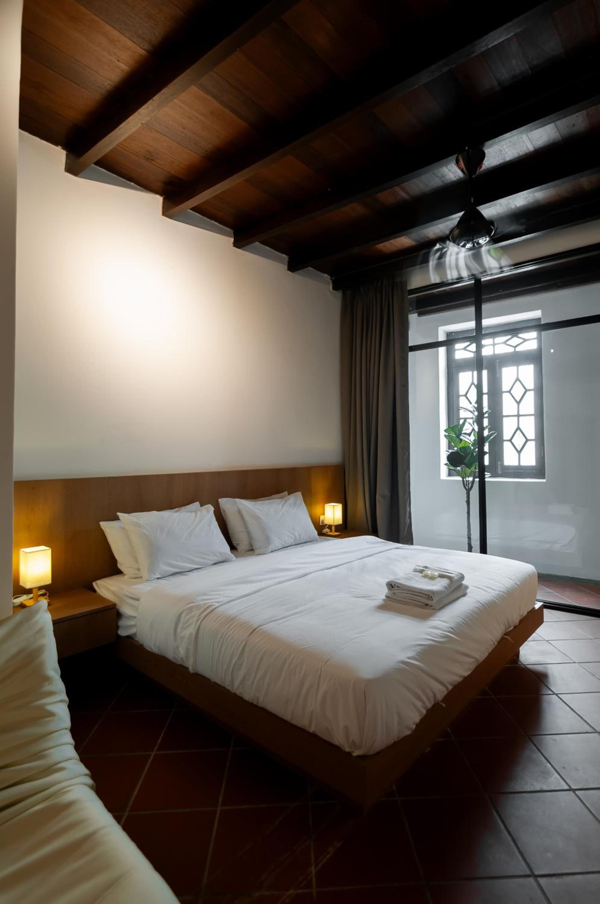 King Room with Balcony photo 2
