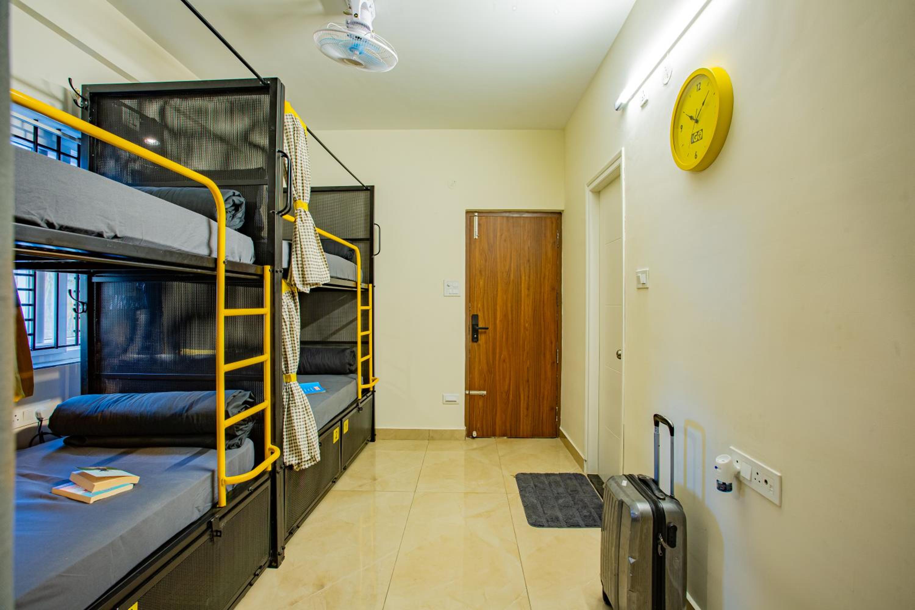  4 Bed Superior Mixed Dormitory With Balcony