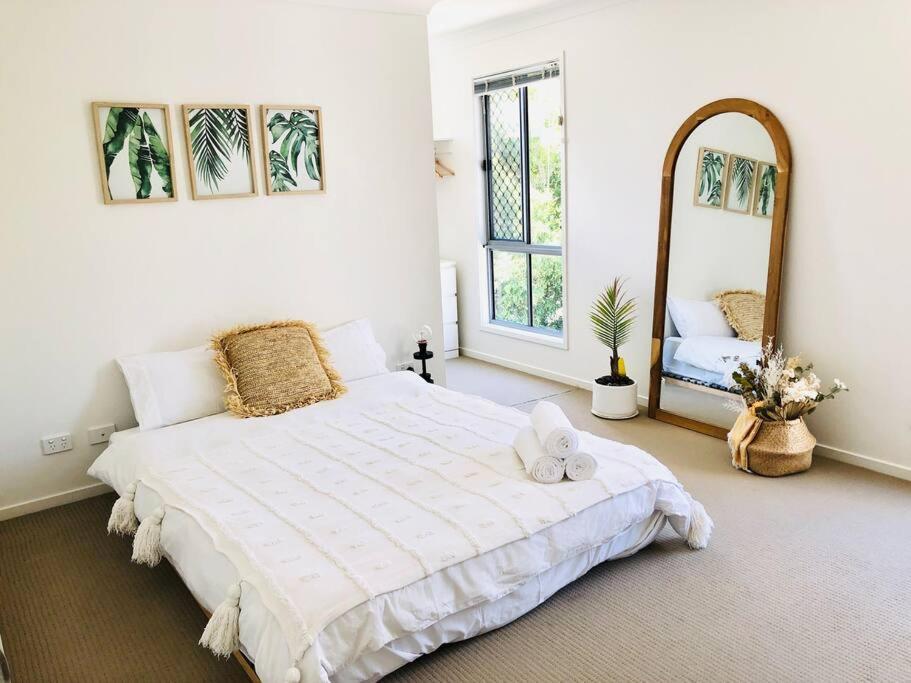 Three-Bedroom House photo 1