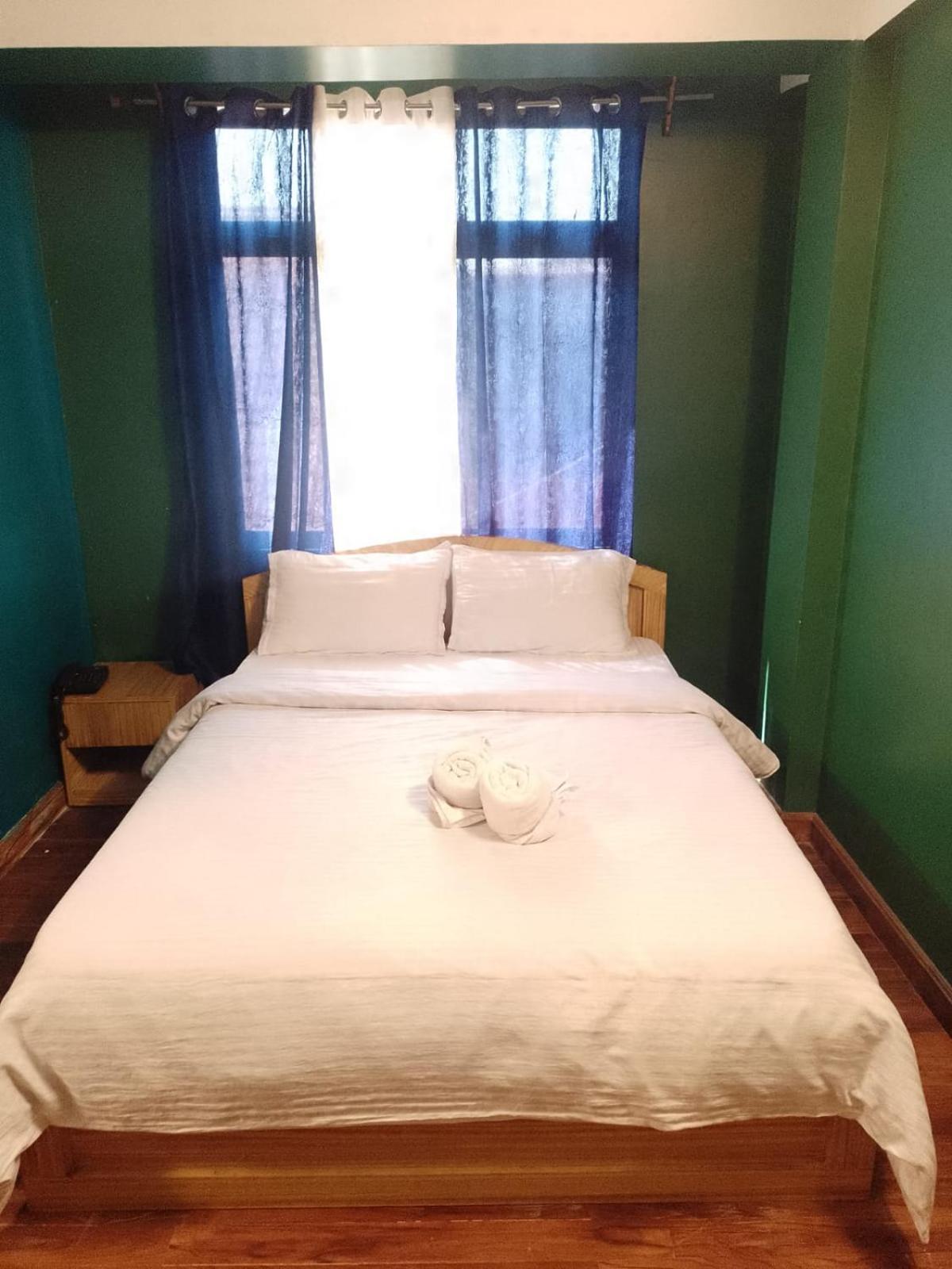 Deluxe Queen Room photo 3