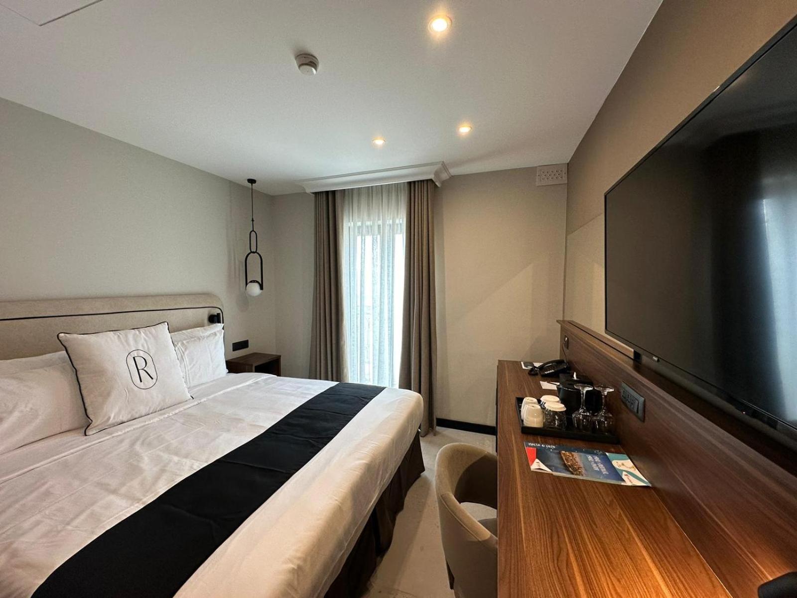 Premium Room with Lounge Access photo 2