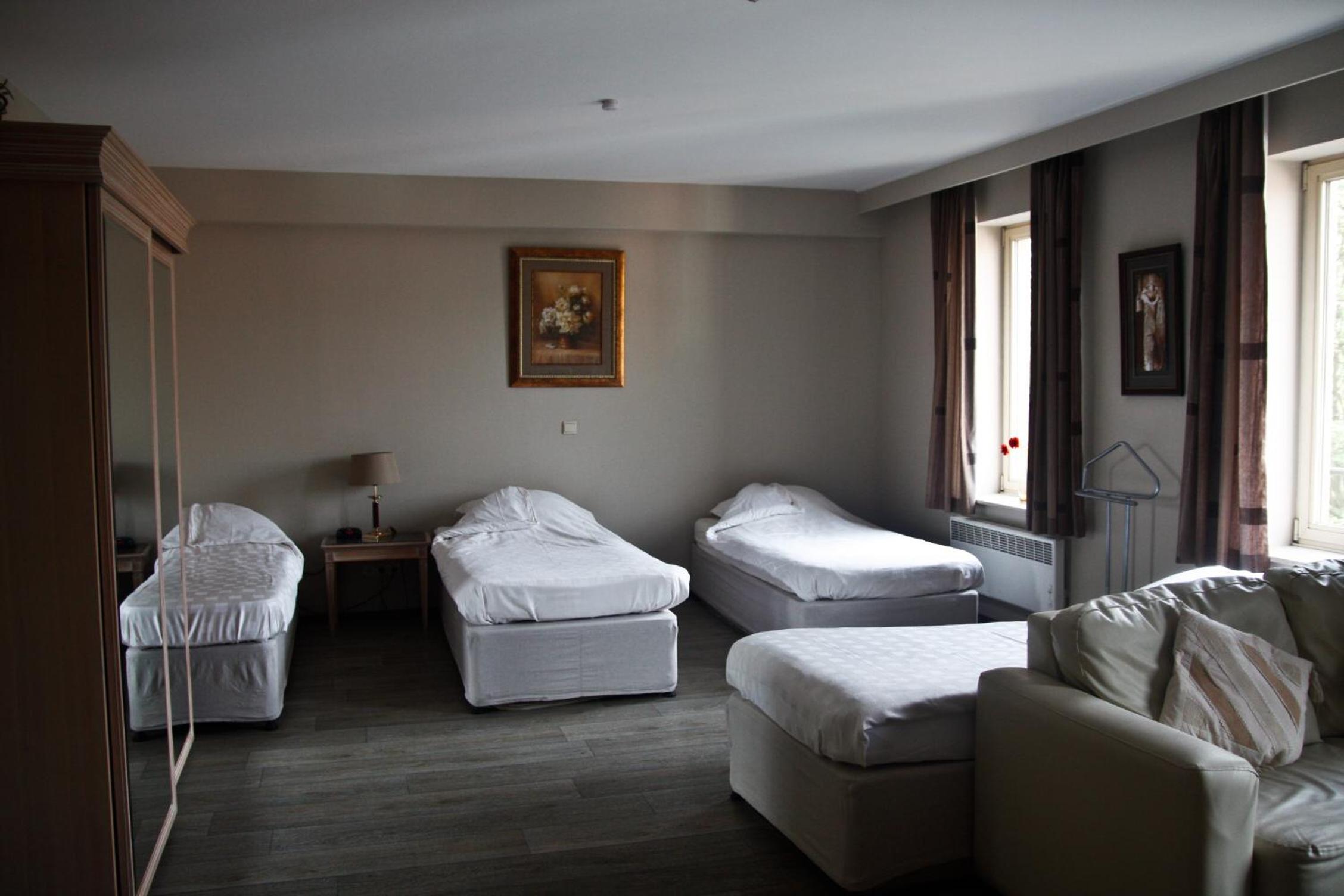 Family Apartment (4 Adults)