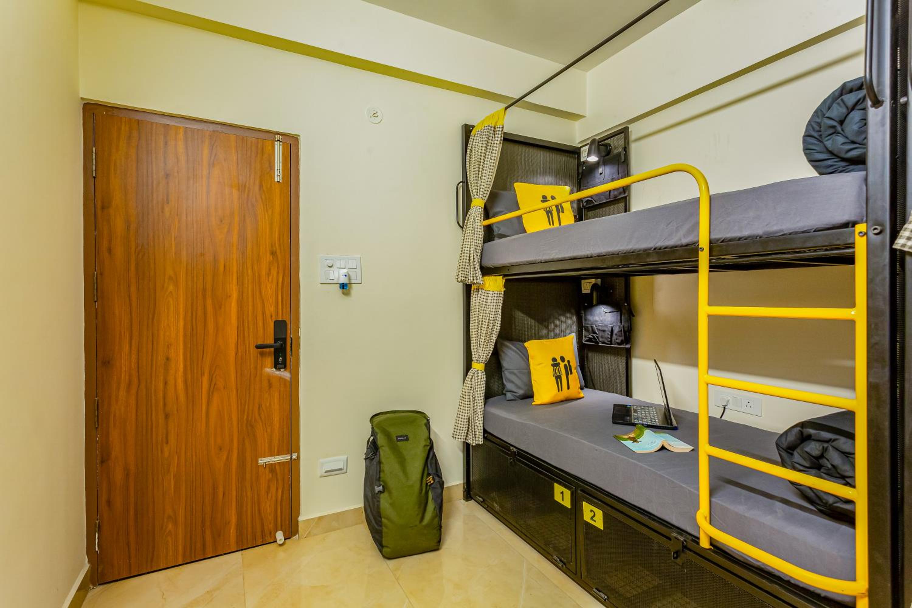 4 Bed Deluxe Female Dormitory With Balcony