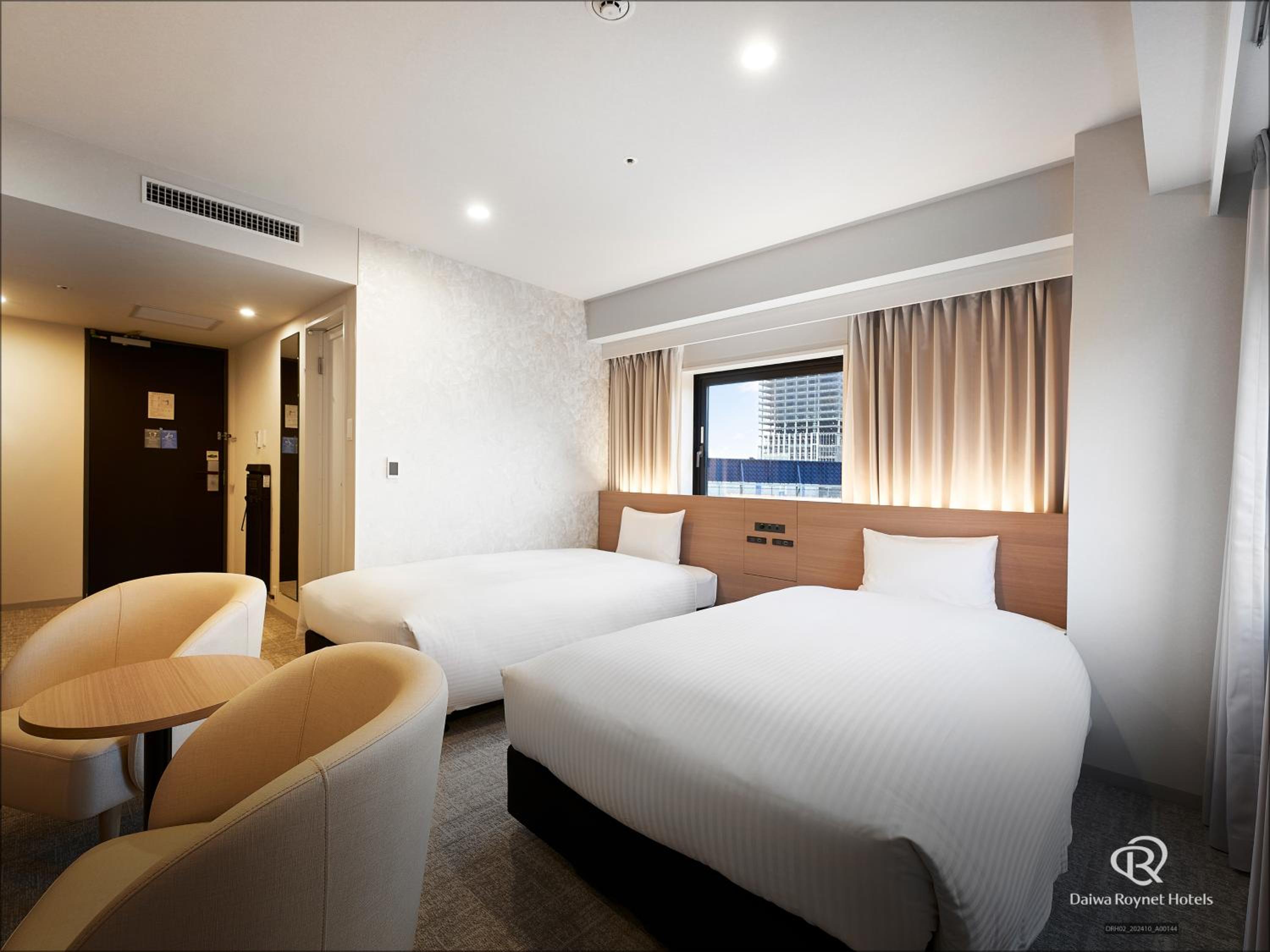 Standard Twin Room - Non-Smoking - Photo 1