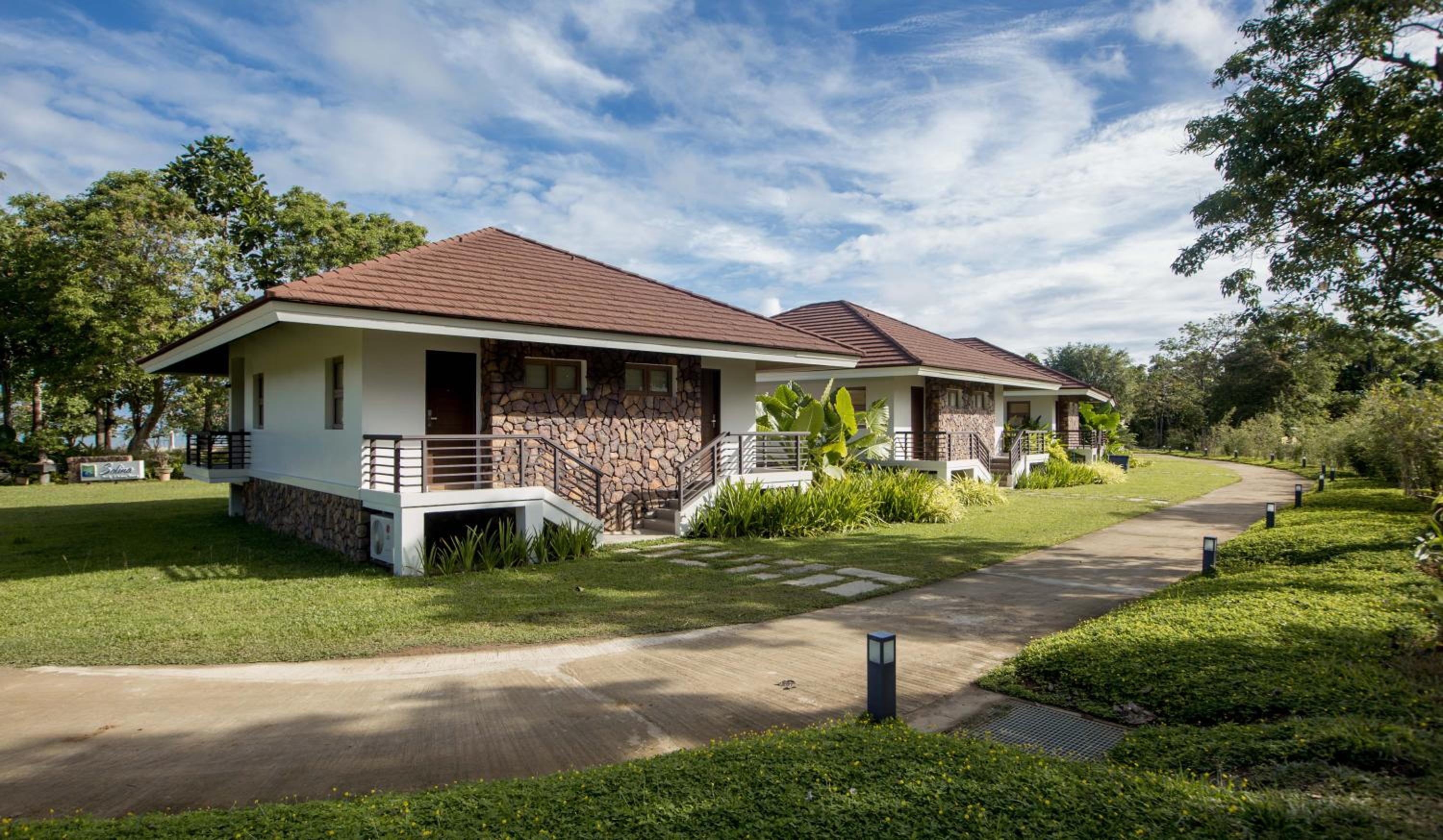 King Villa - Photo 3