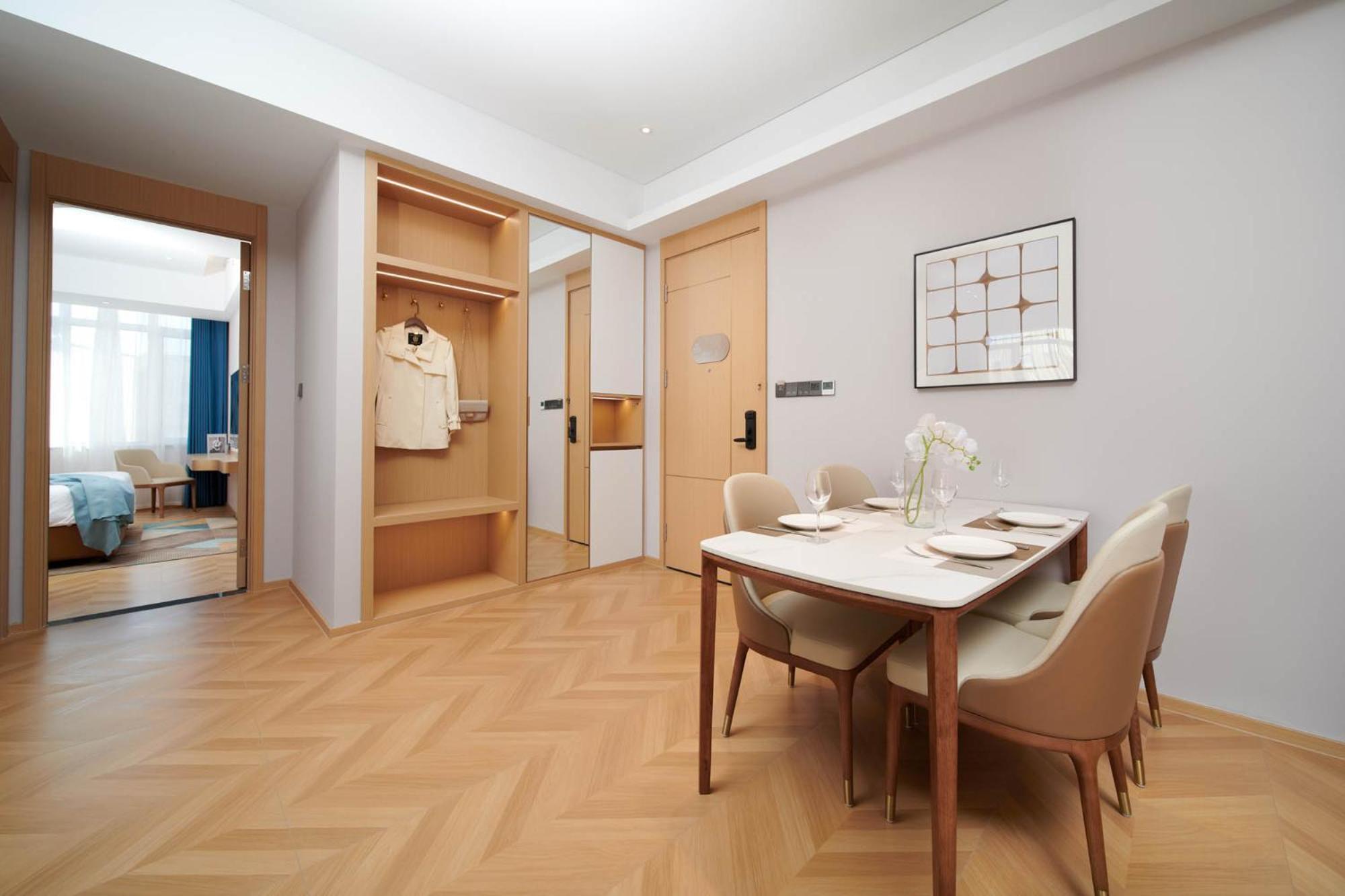 Two-Bedroom Deluxe photo 3