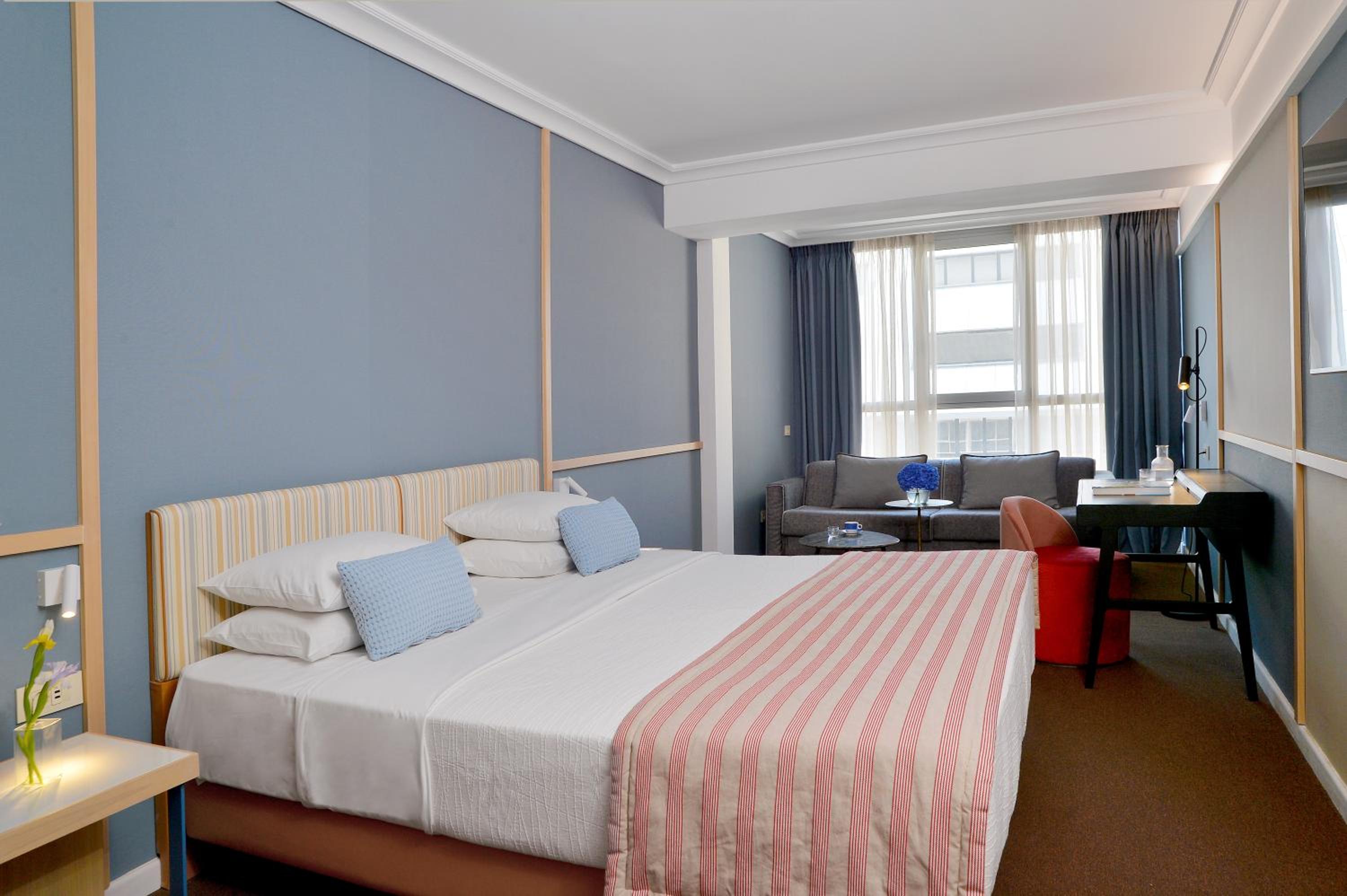 Junior Suite thumbnail 6