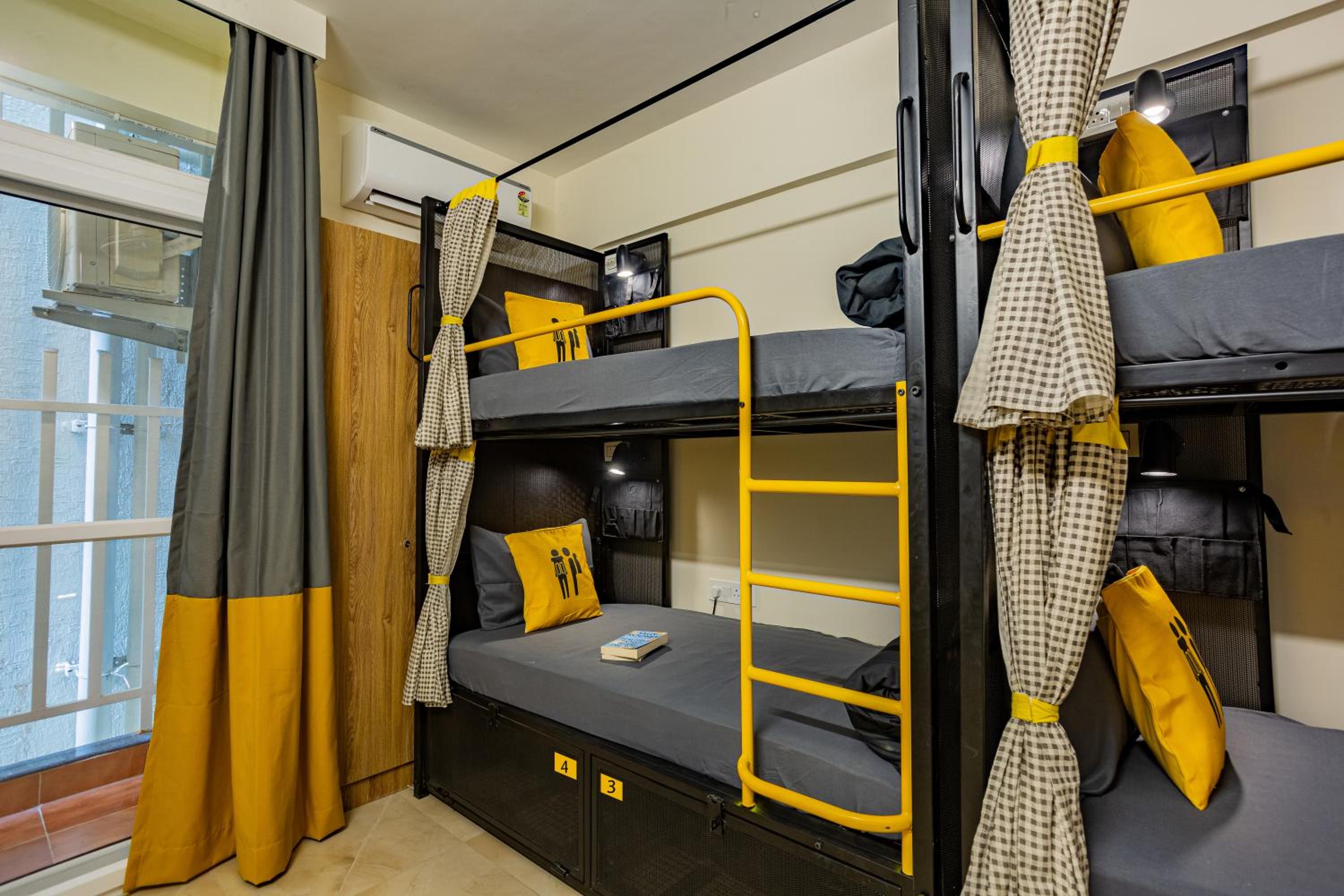  4 Bed Superior Female Dormitory With Balcony