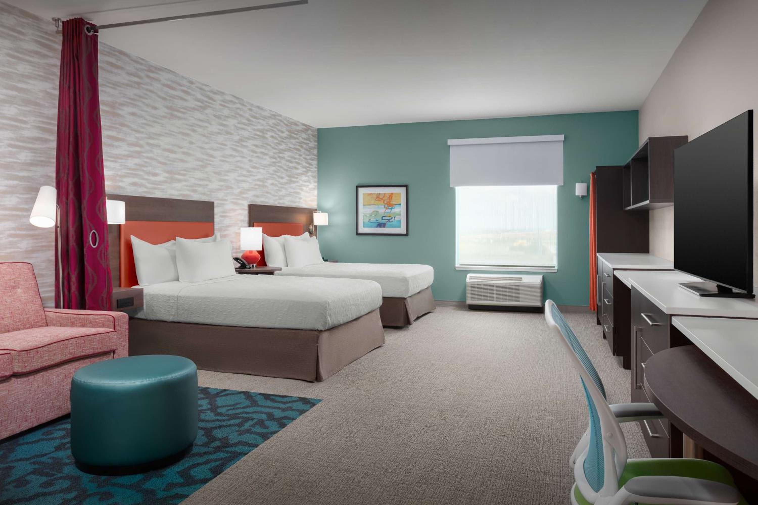 Studio Suite with Two Queen Beds and Tub - Mobility Access photo 1