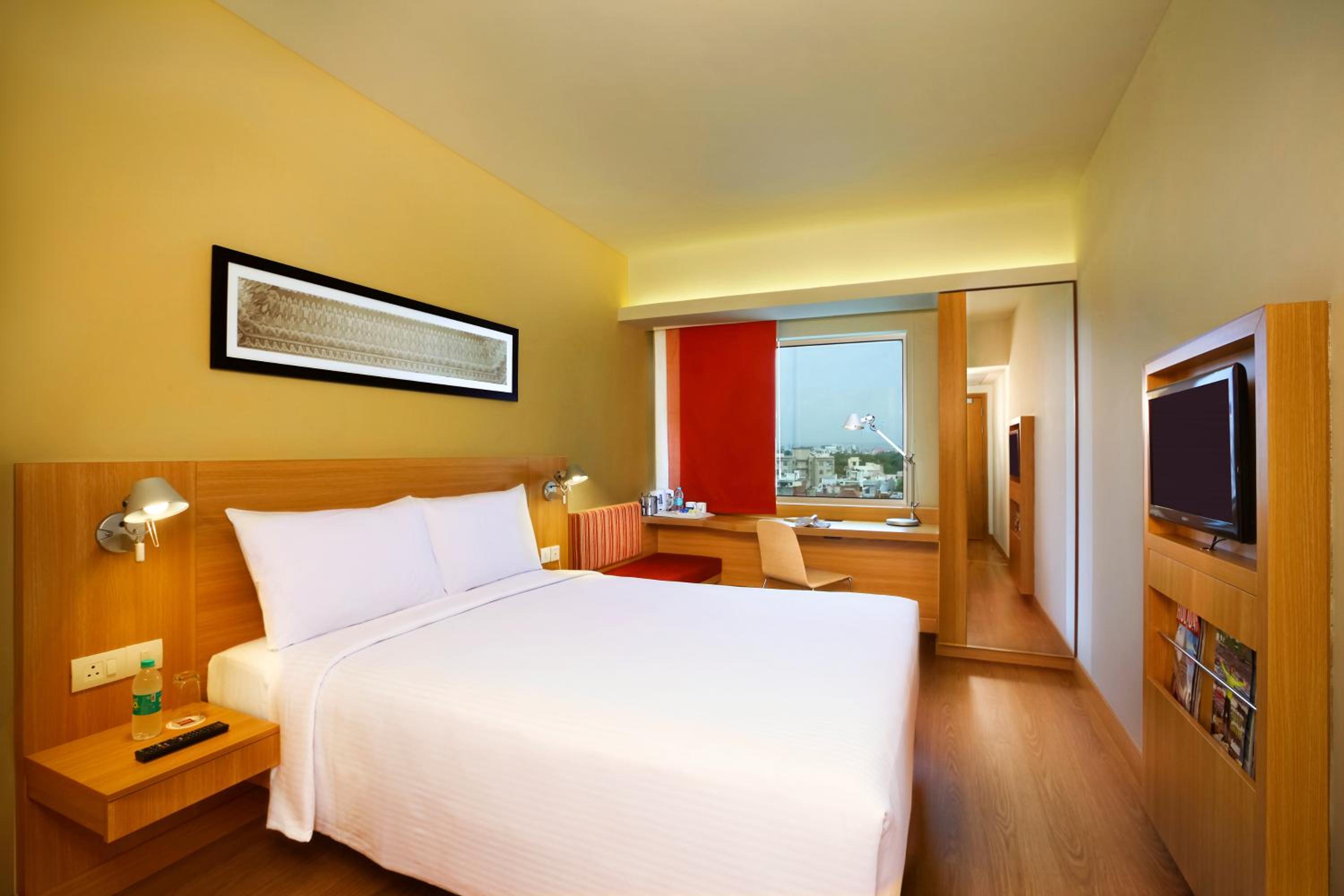 Standard Queen Room - Photo 4
