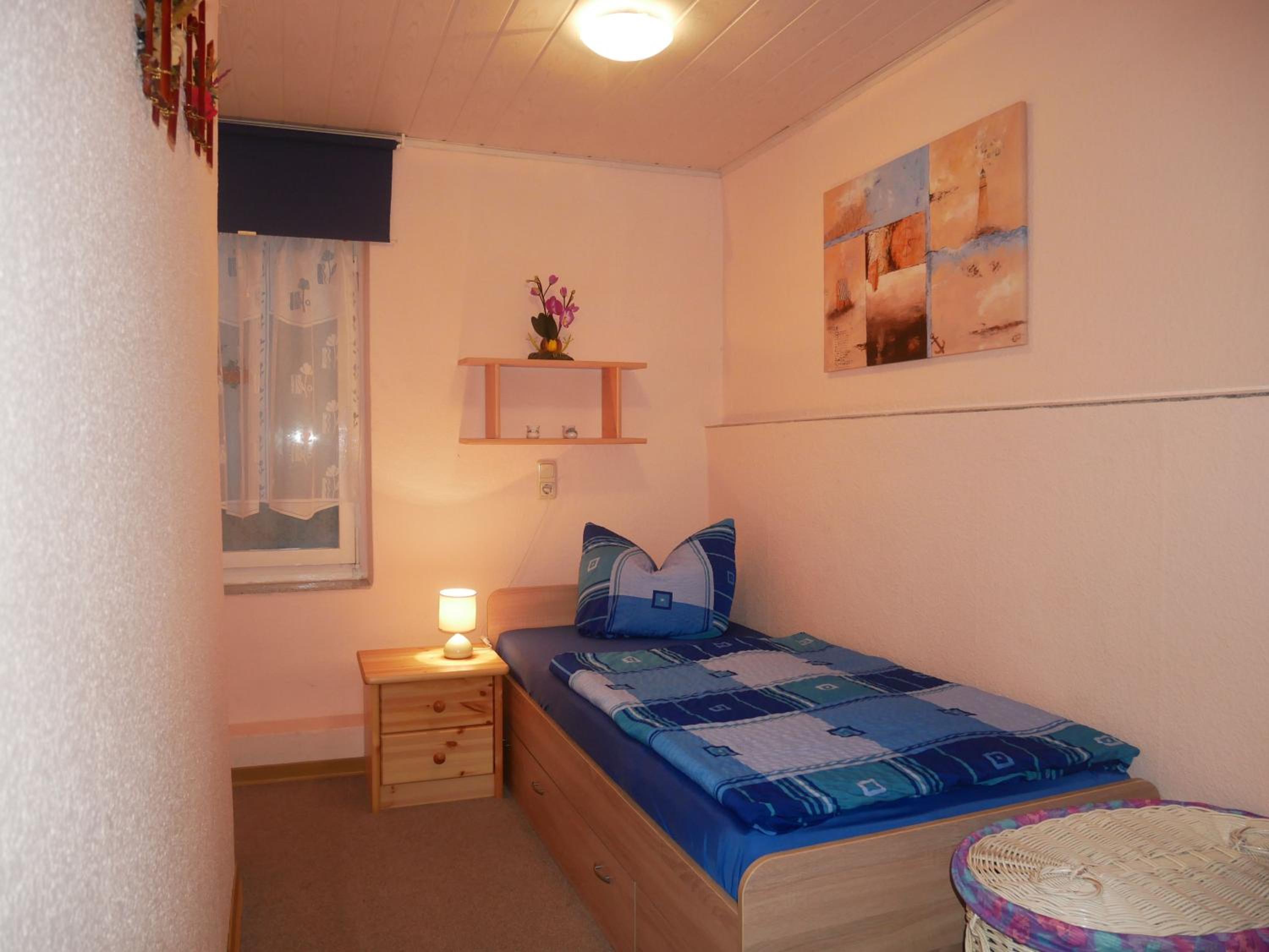 Two-Bedroom Apartment with Shower  photo 1
