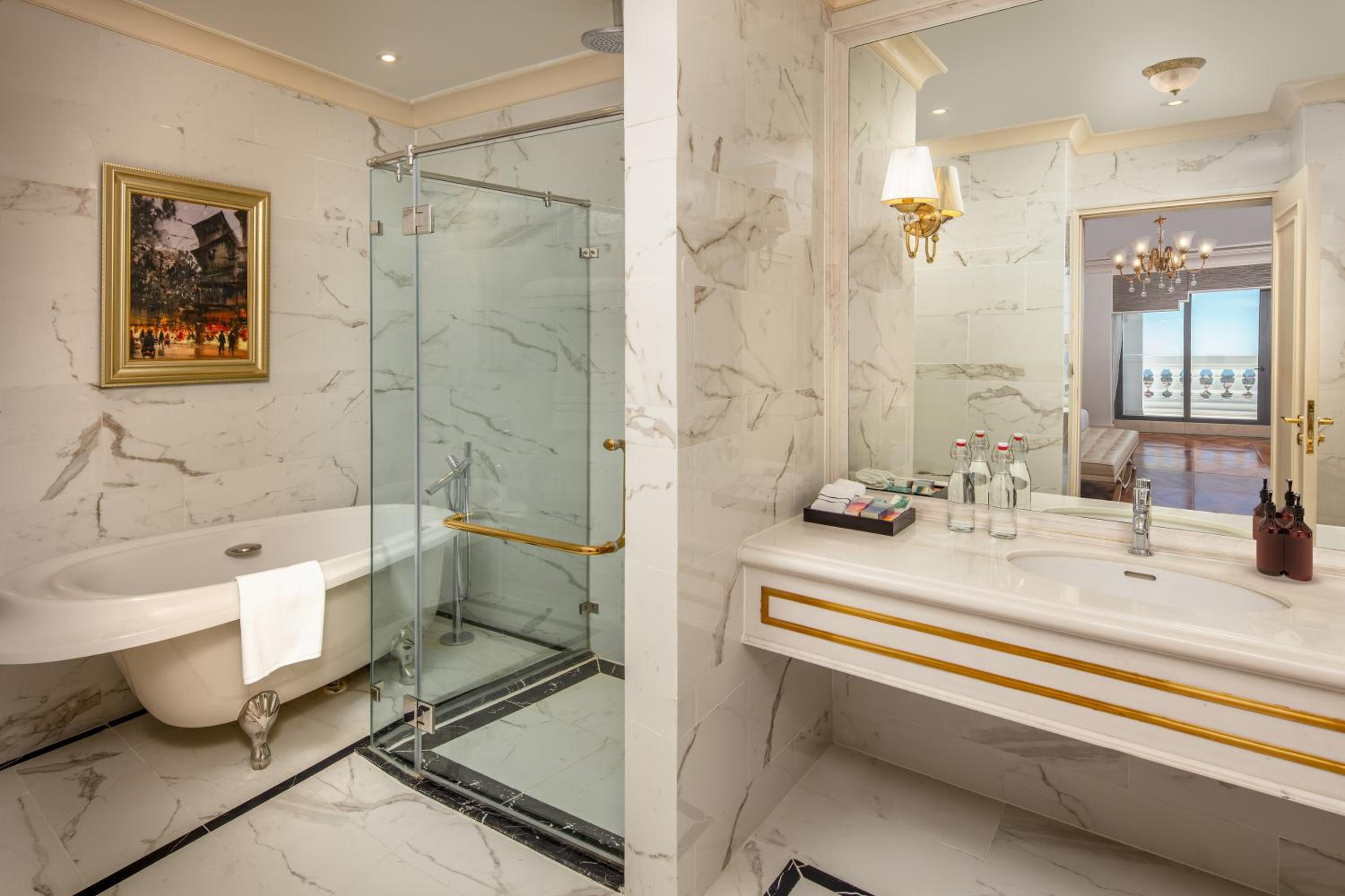 Presidential Suite photo 3